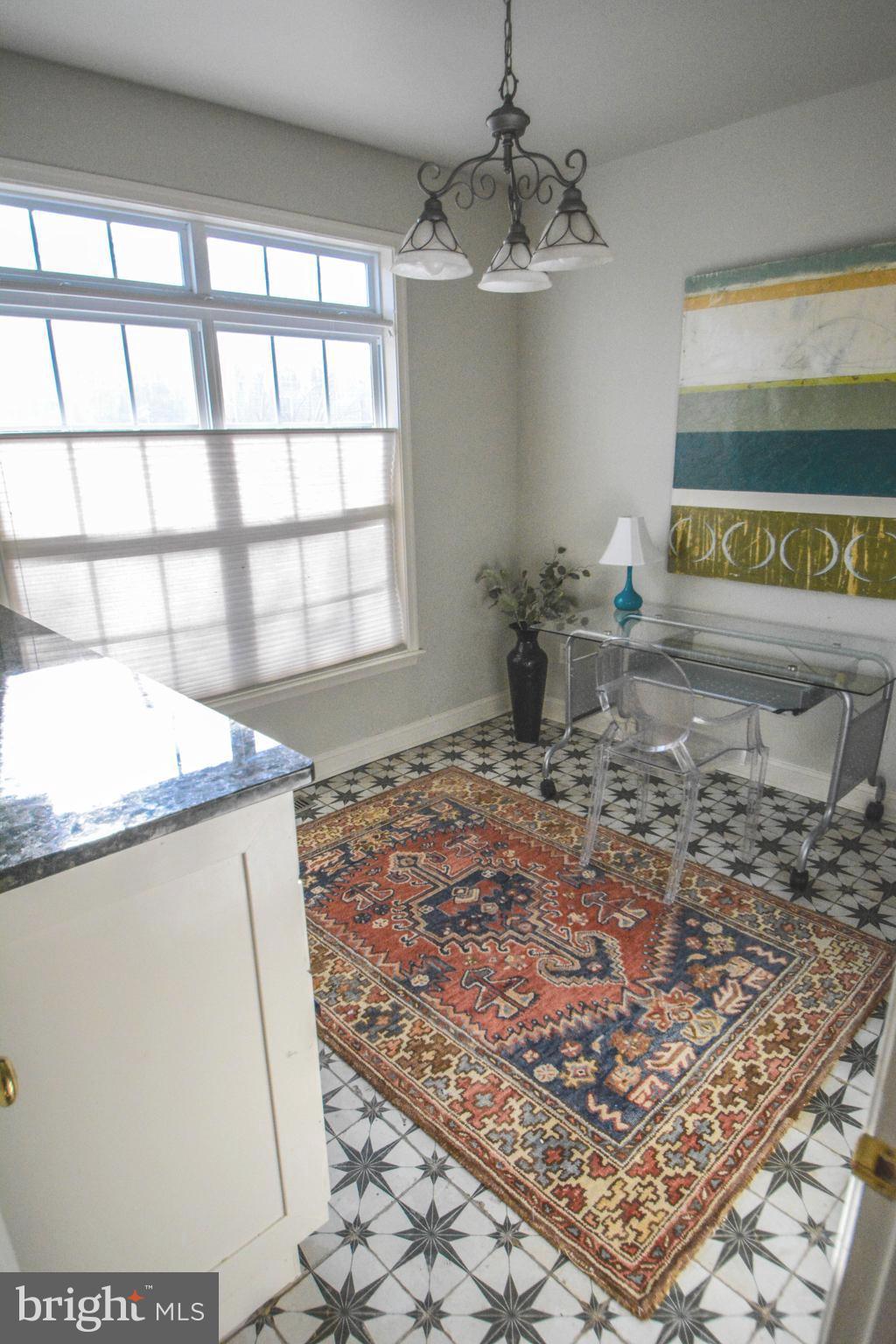 PRESIDENTIAL ESTS - Residential