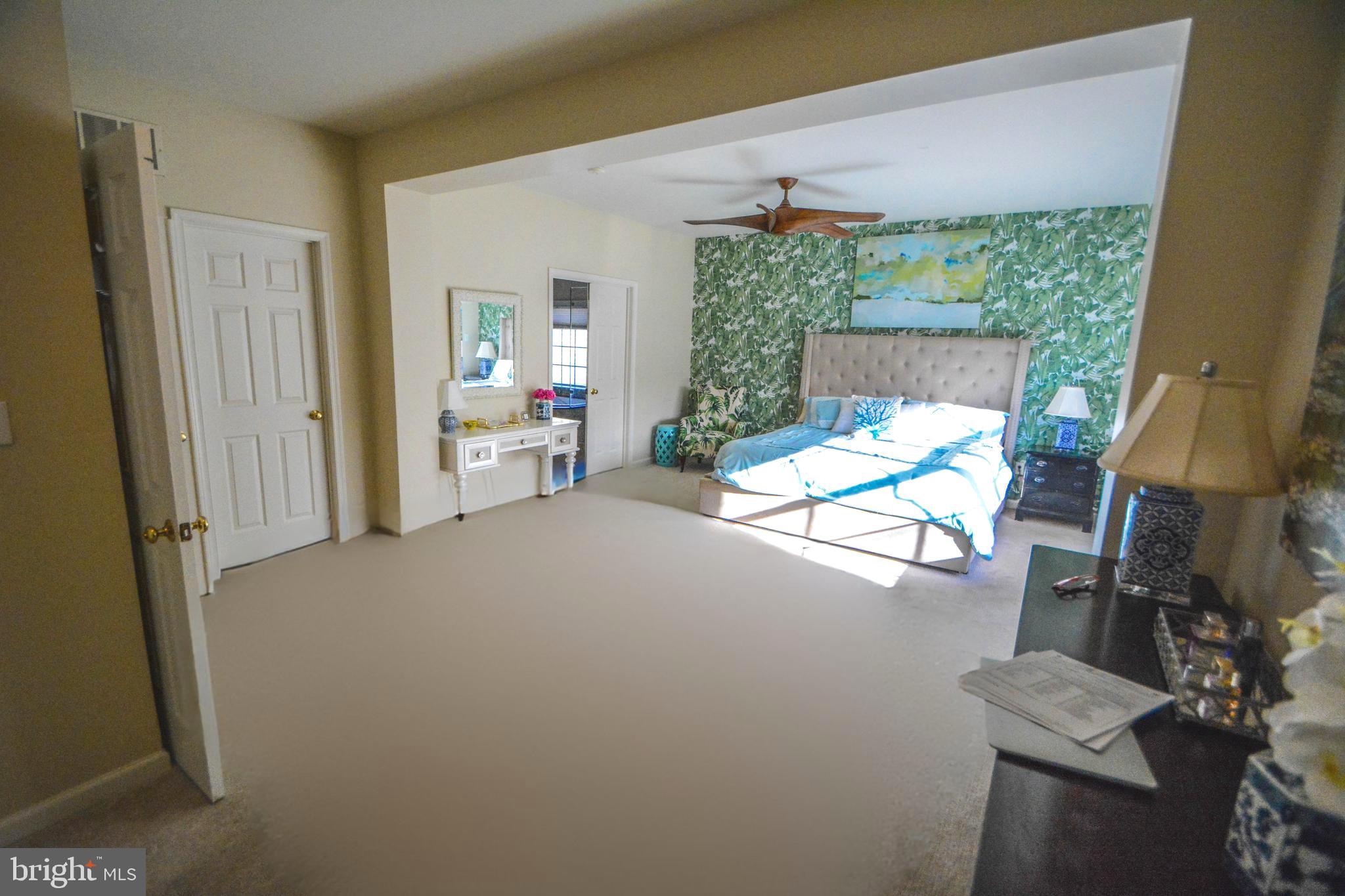 PRESIDENTIAL ESTS - Residential