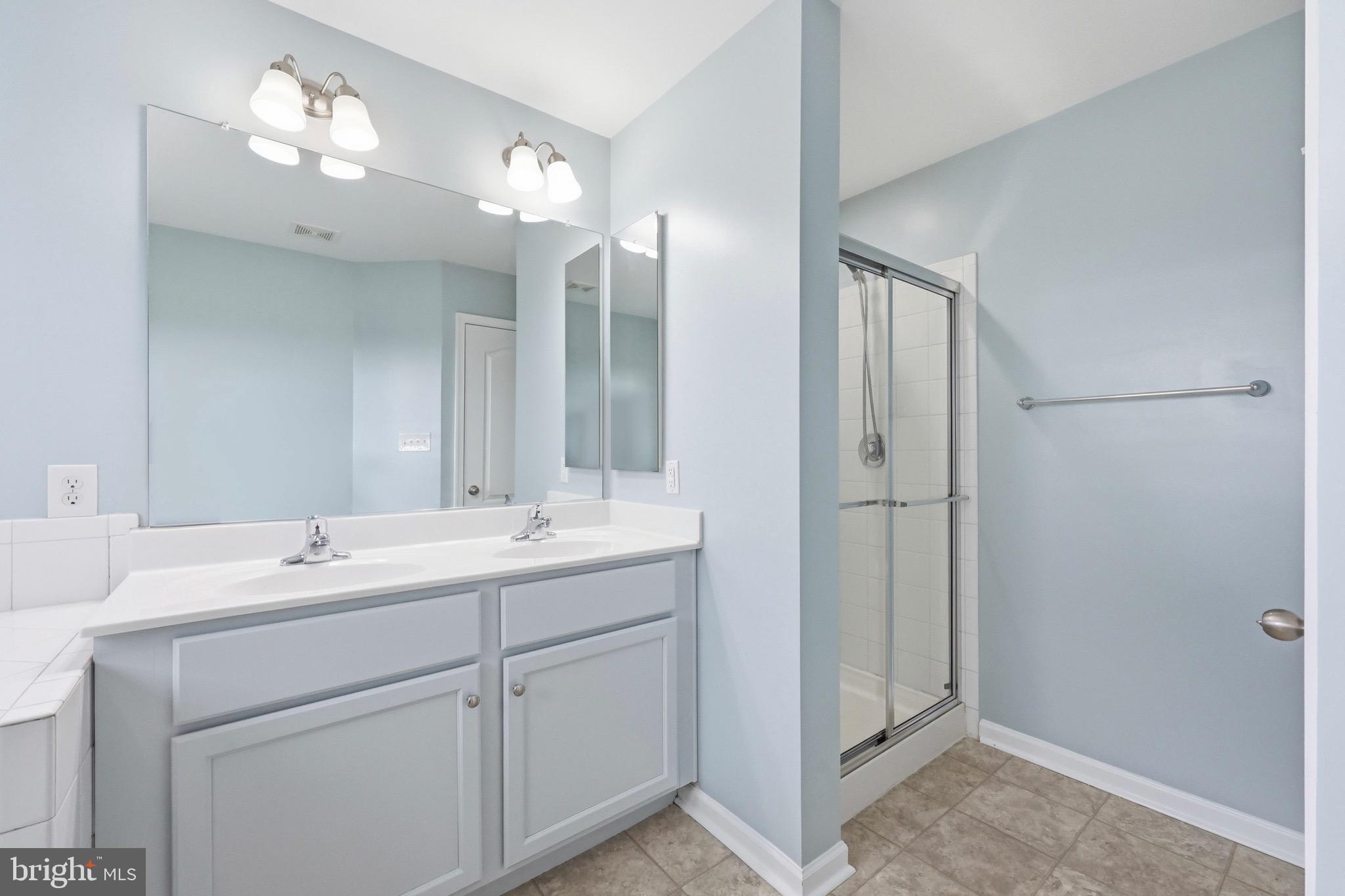 KENSINGTON TERRACE - Residential