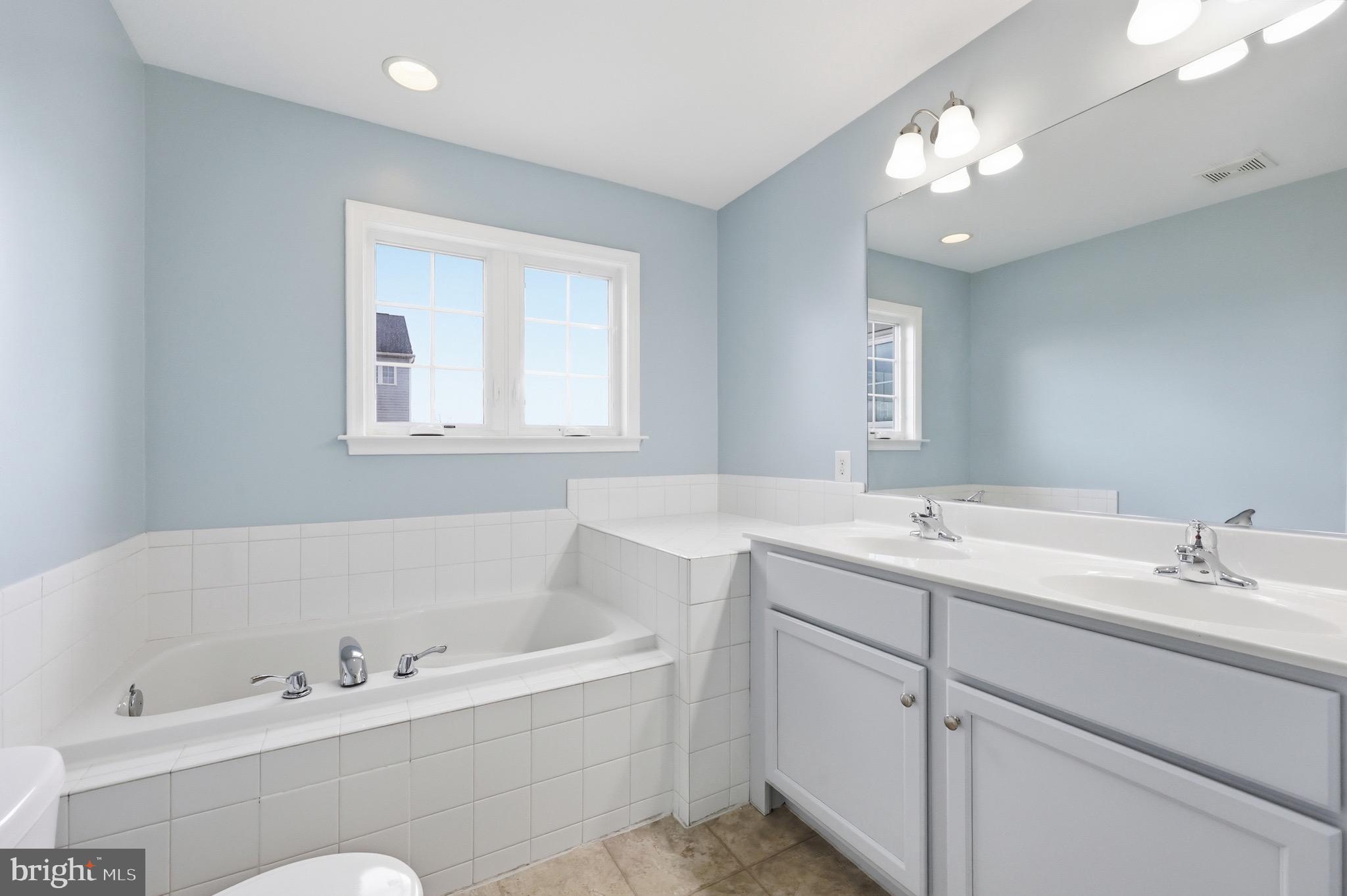 KENSINGTON TERRACE - Residential