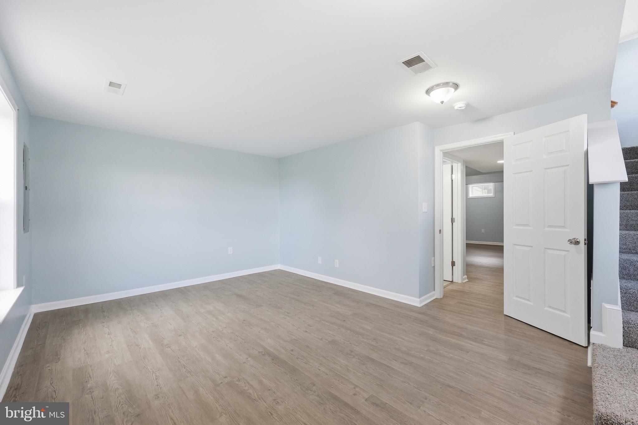 KENSINGTON TERRACE - Residential