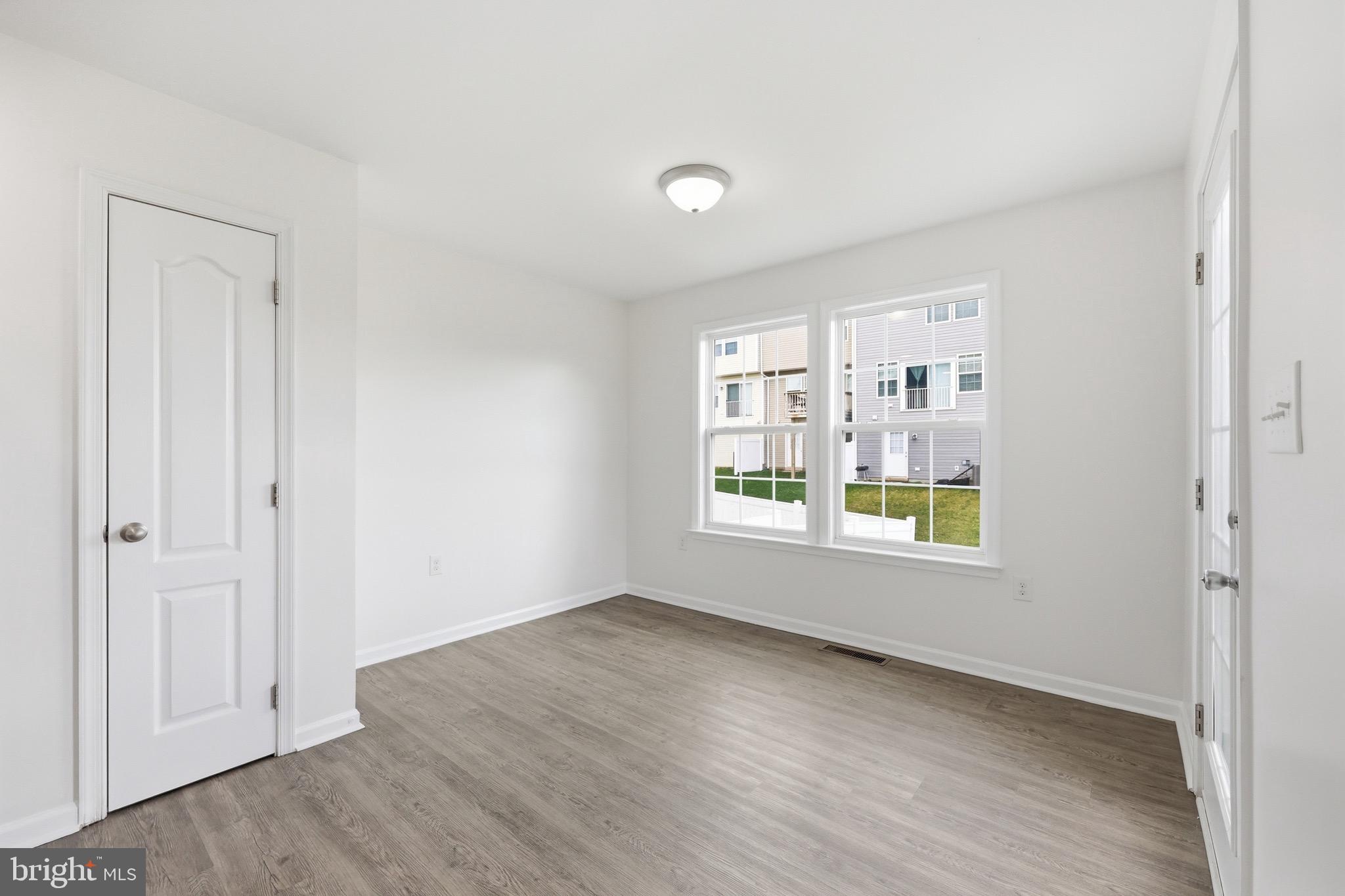 KENSINGTON TERRACE - Residential