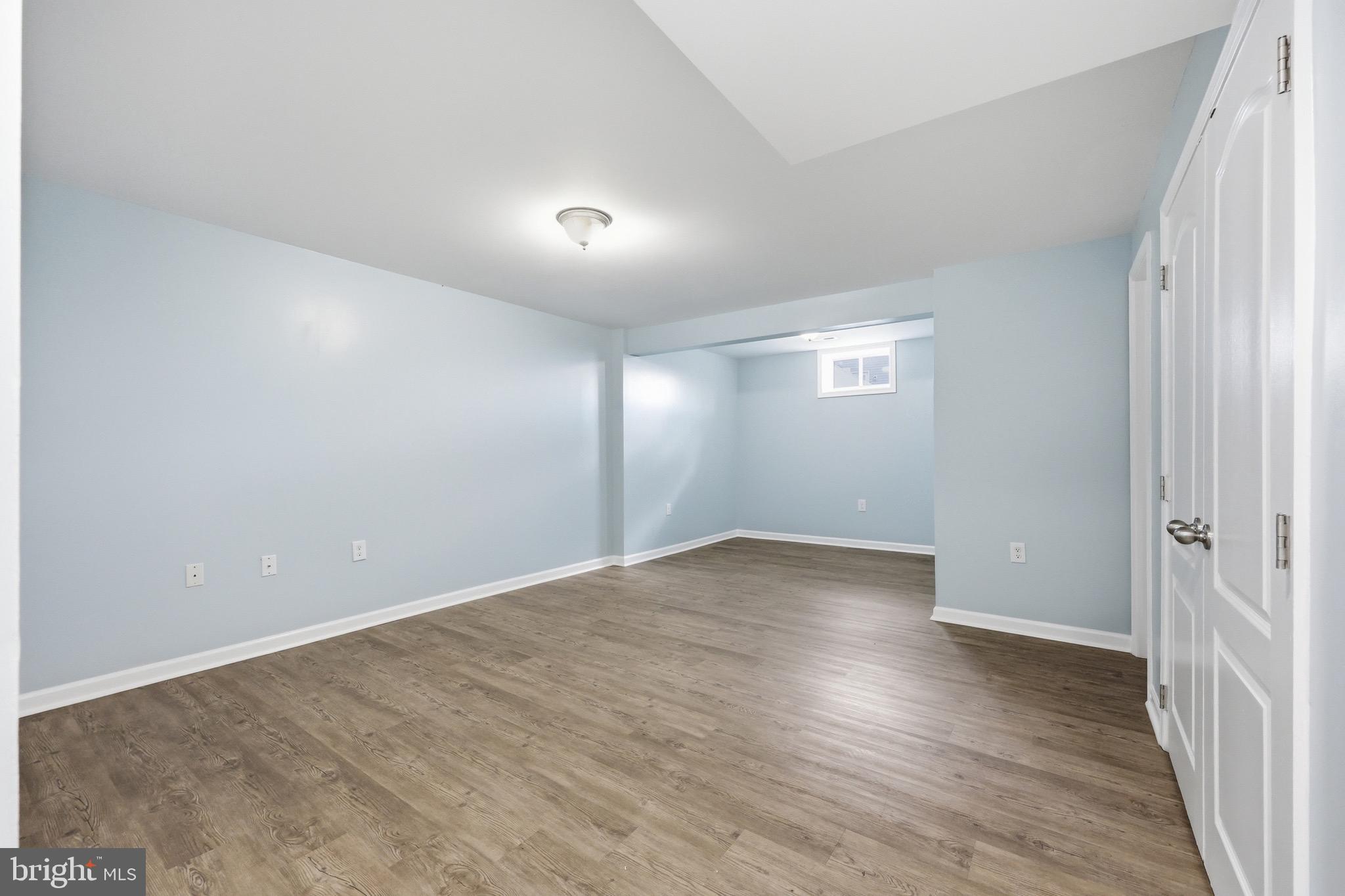 KENSINGTON TERRACE - Residential