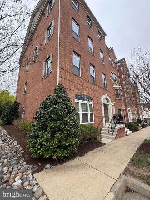 Featured picture for the property VAPW2089120
