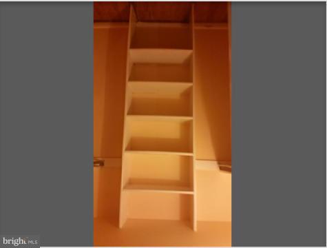 SHADOWOOD - Residential Lease