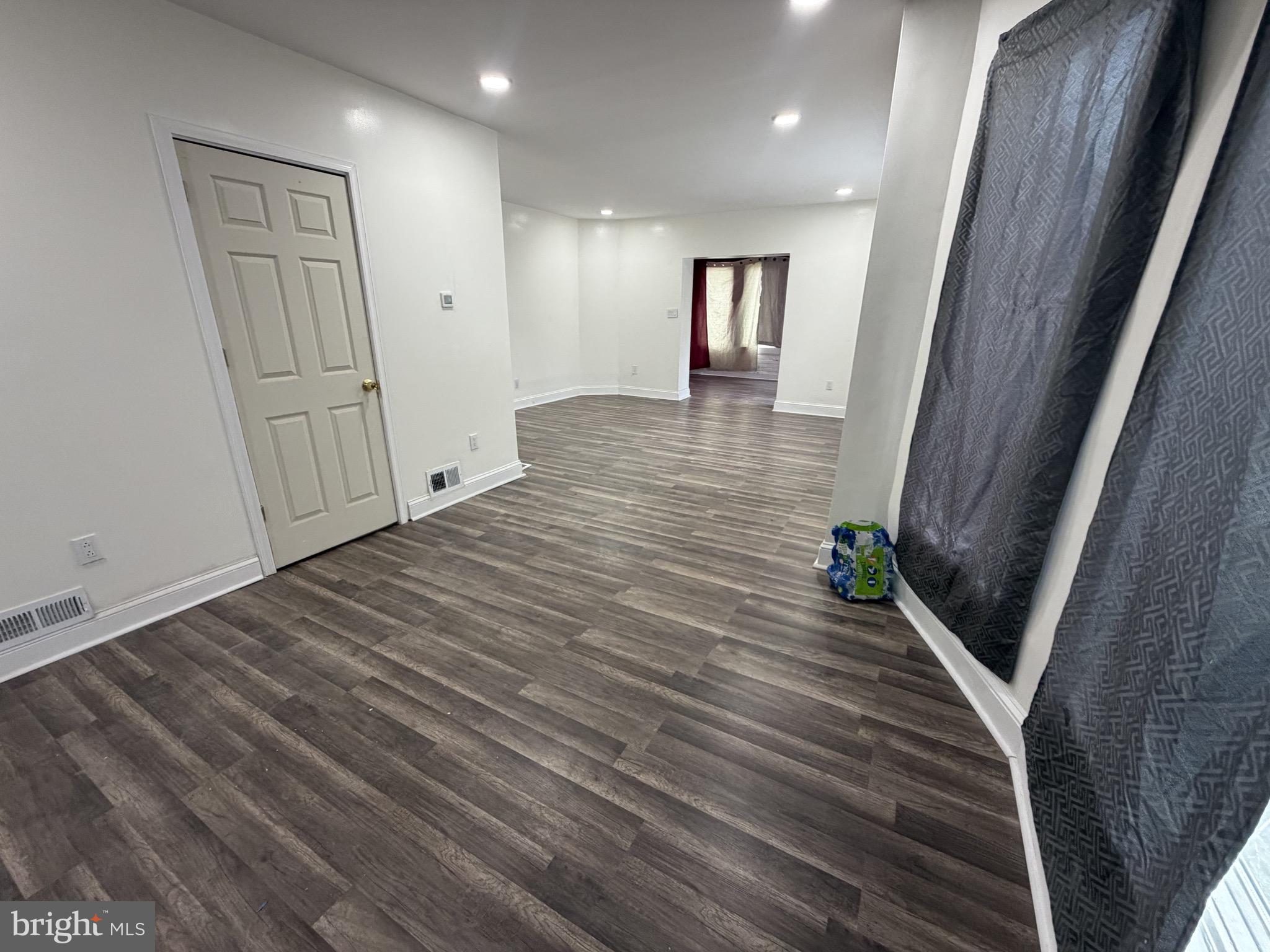 SHARON HILL - Residential