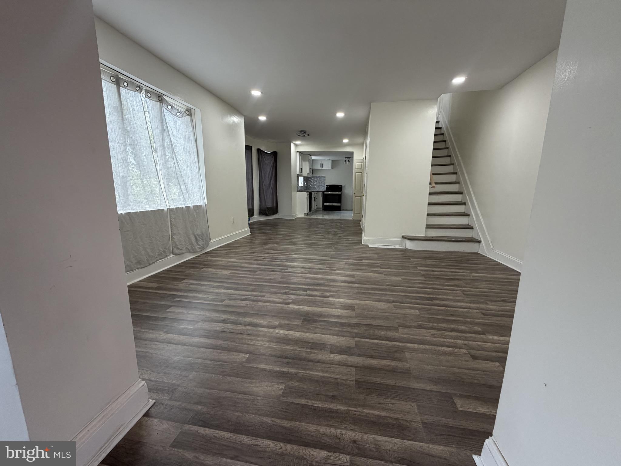 SHARON HILL - Residential