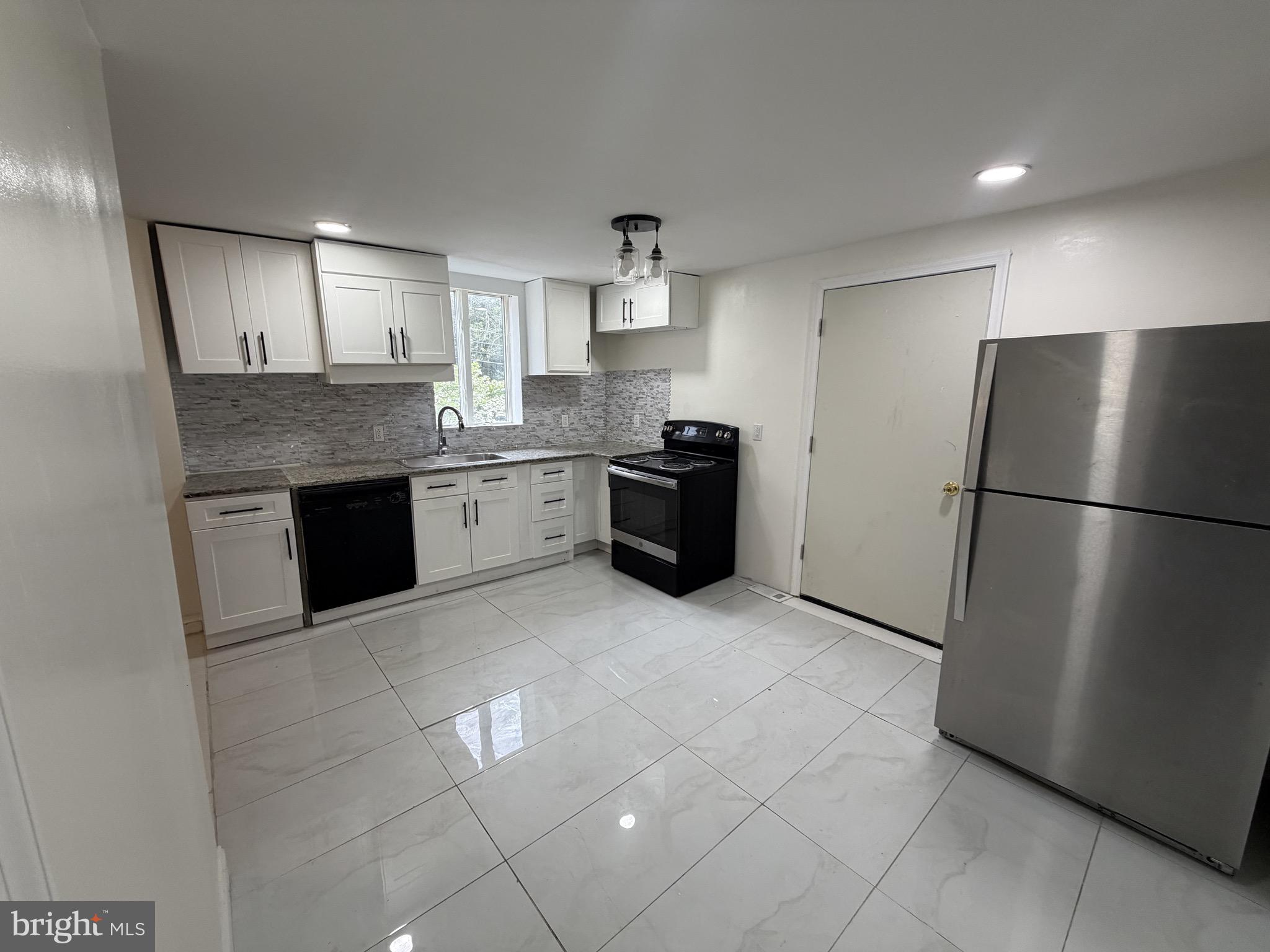 SHARON HILL - Residential