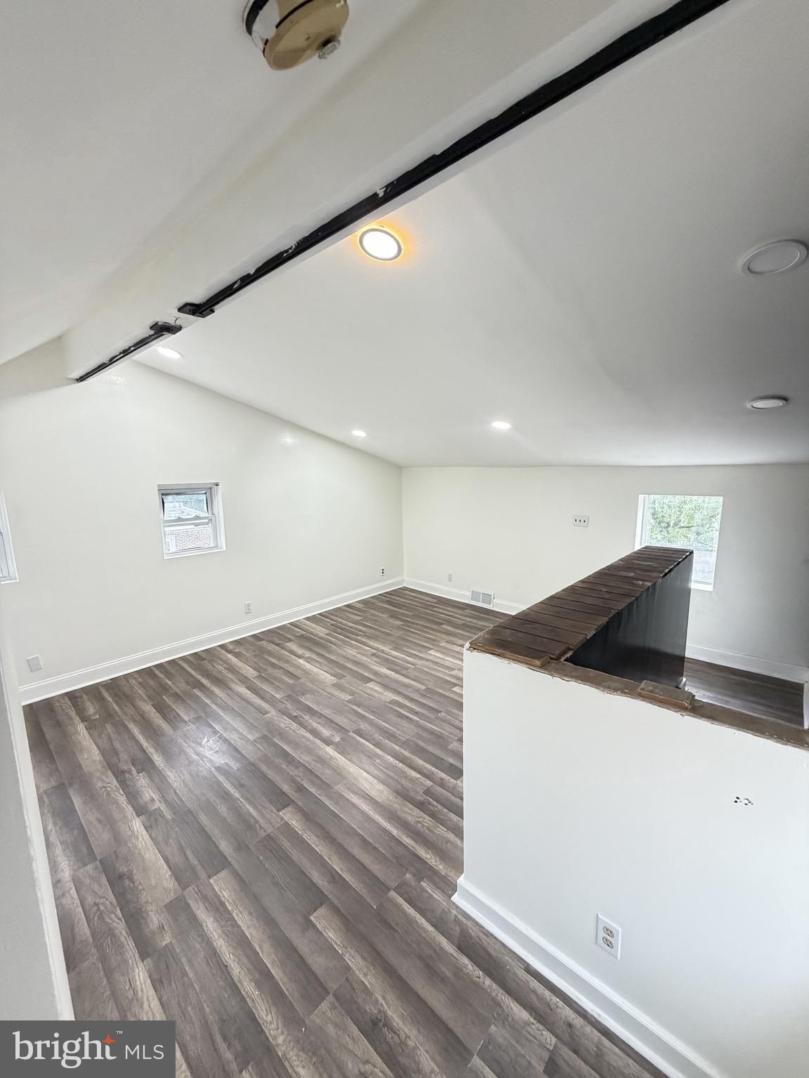 SHARON HILL - Residential