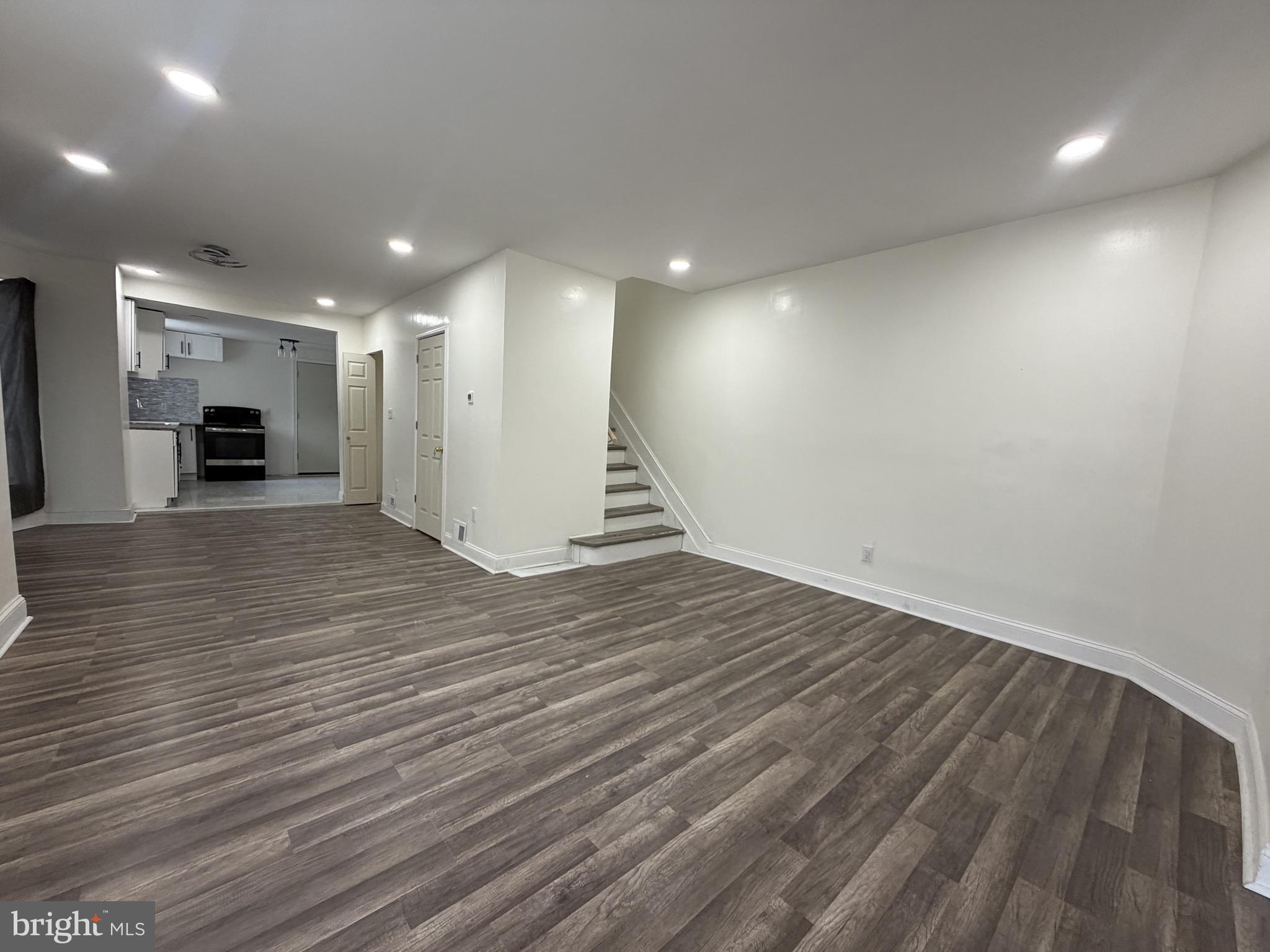 SHARON HILL - Residential