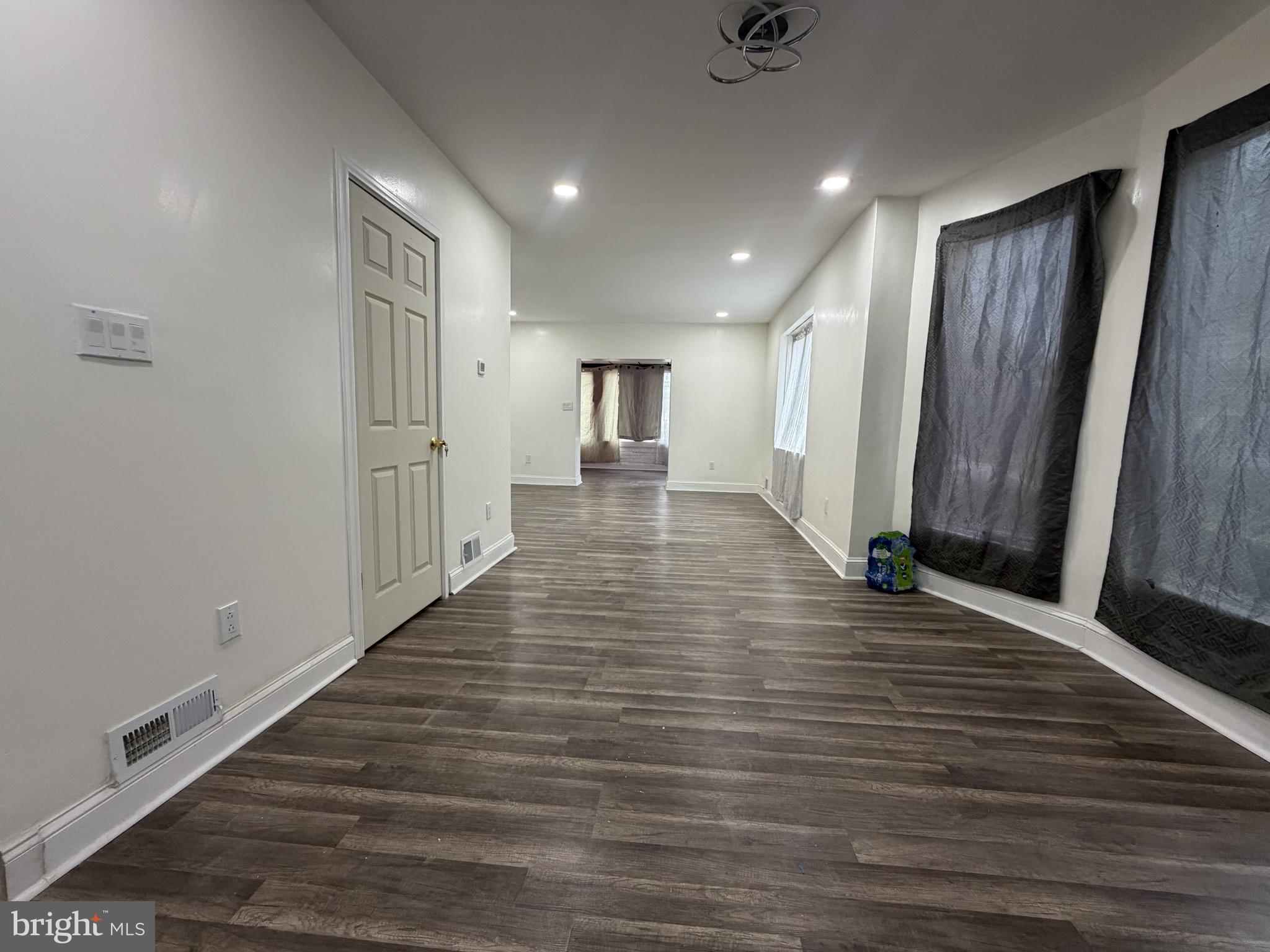 SHARON HILL - Residential