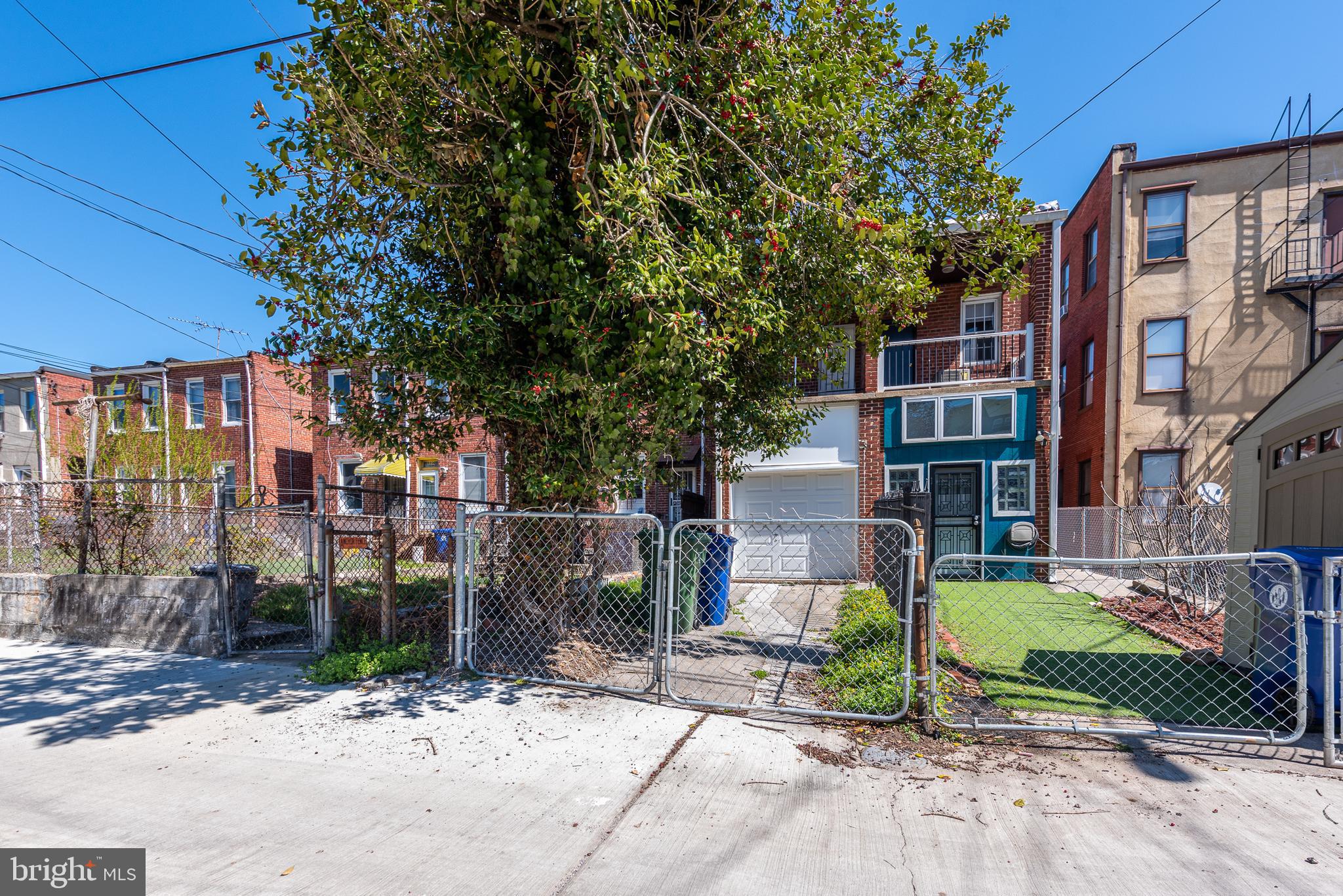 RESERVOIR HILL - Residential