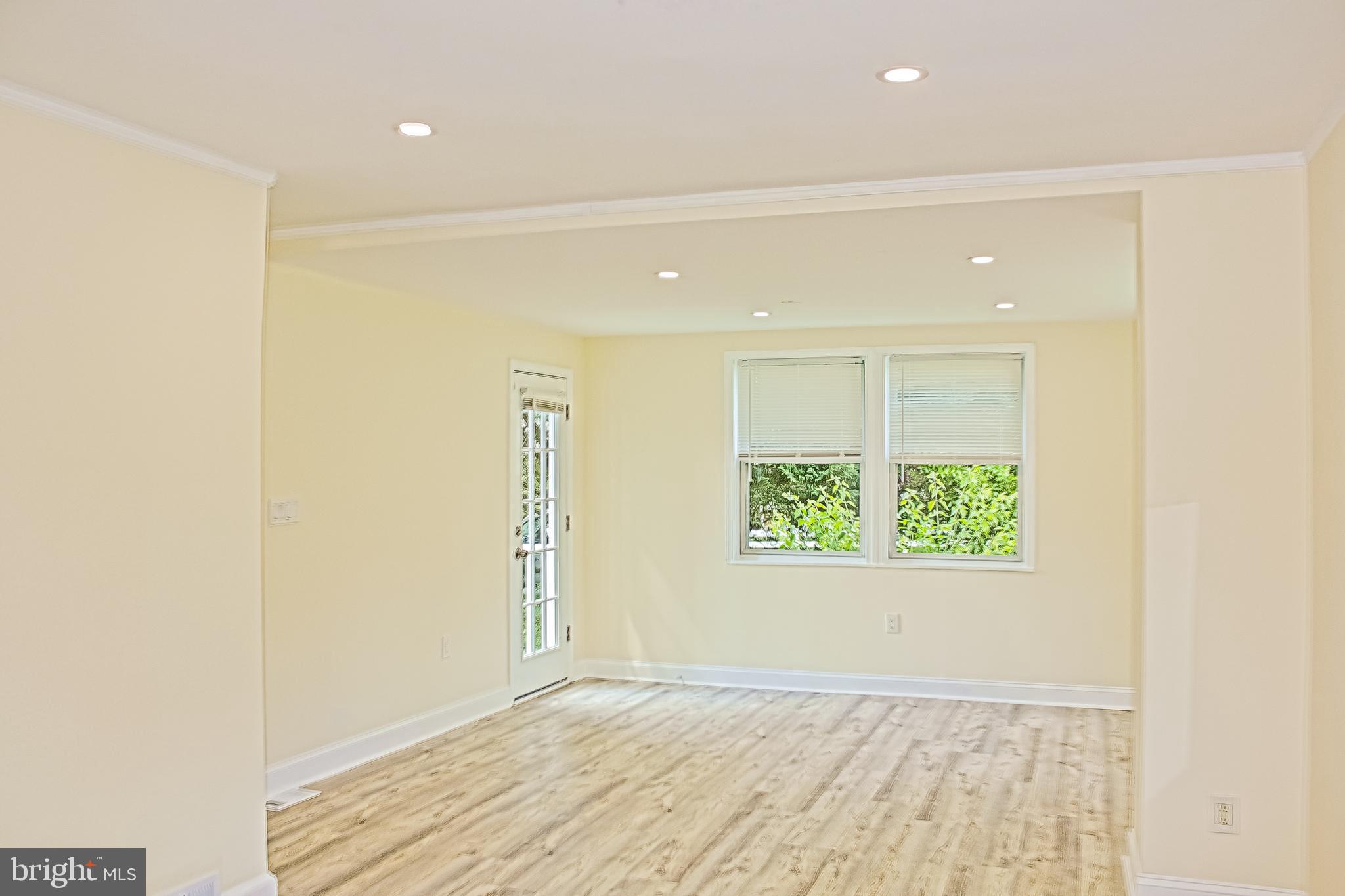 ROCKCREST - Residential Lease