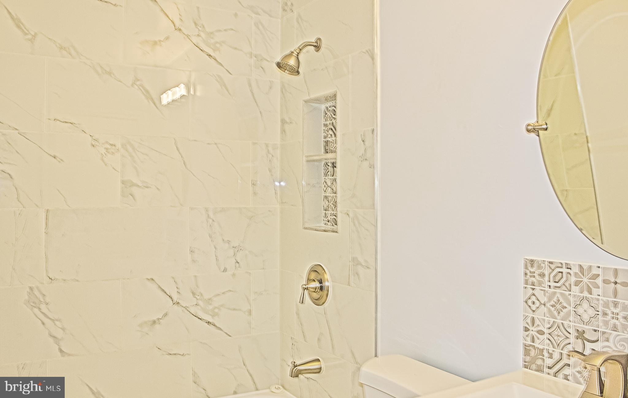 ROCKCREST - Residential Lease