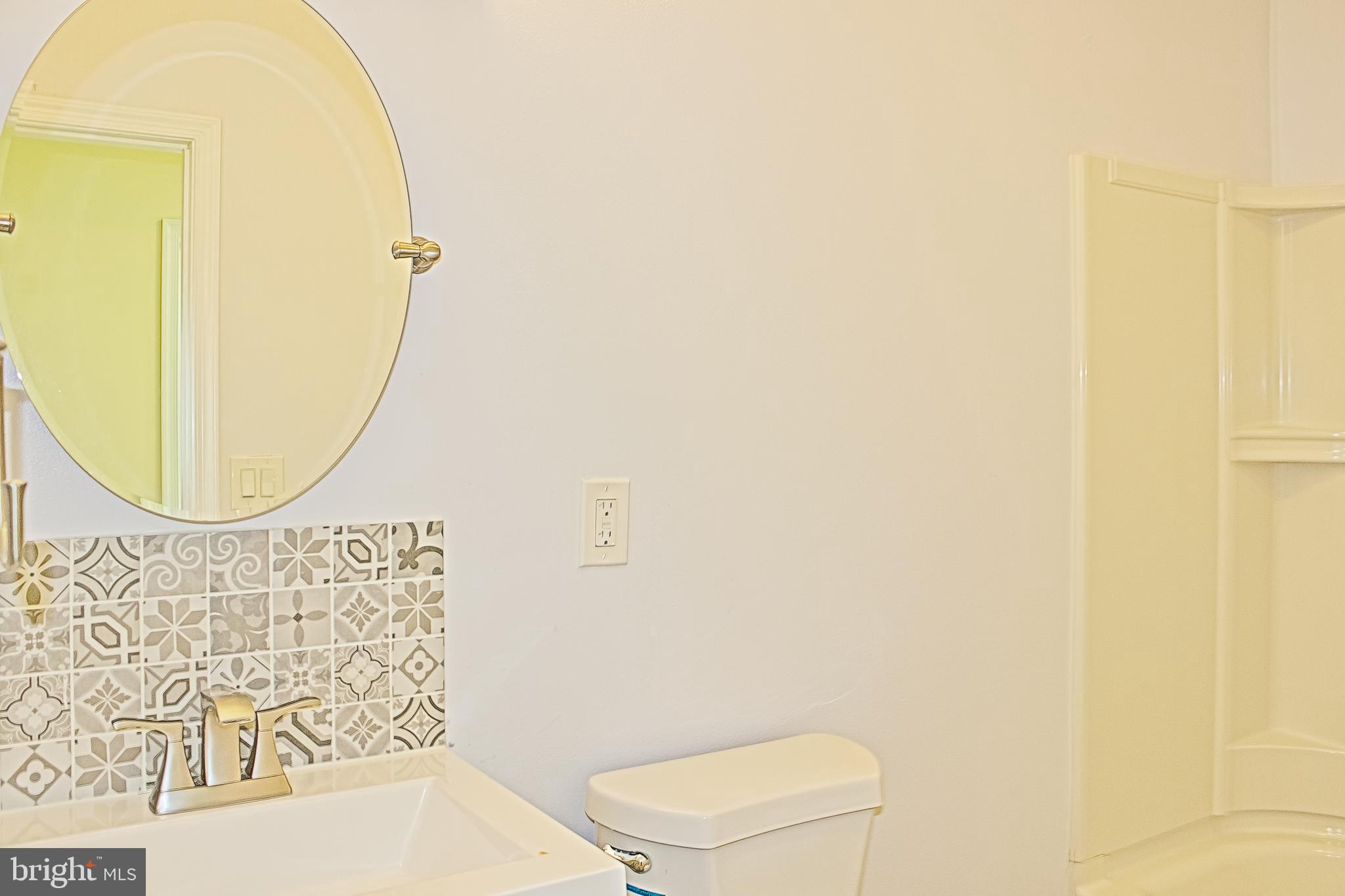 ROCKCREST - Residential Lease