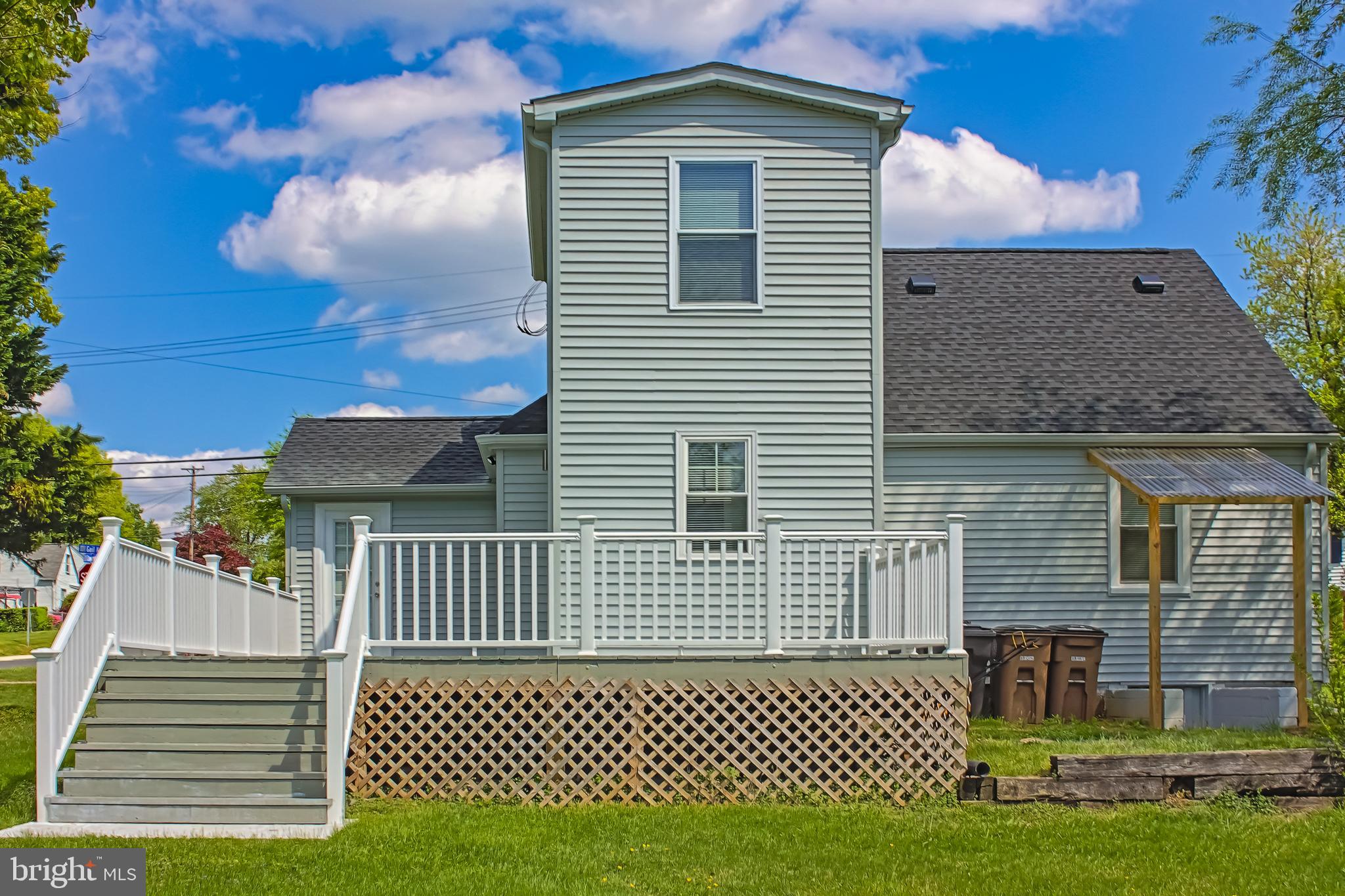 ROCKCREST - Residential Lease