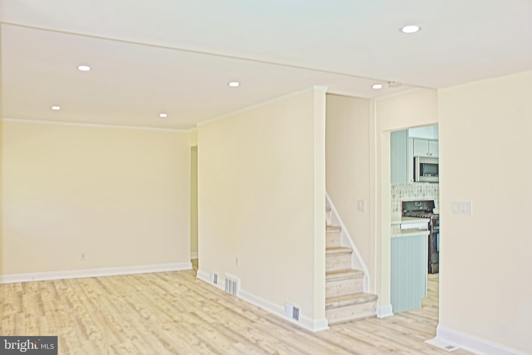 ROCKCREST - Residential Lease