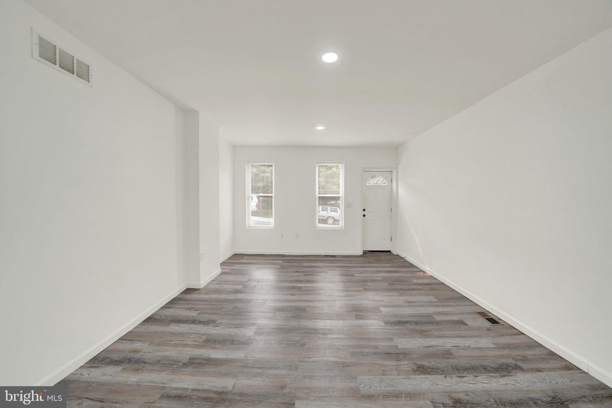 405 N RODNEY STREET