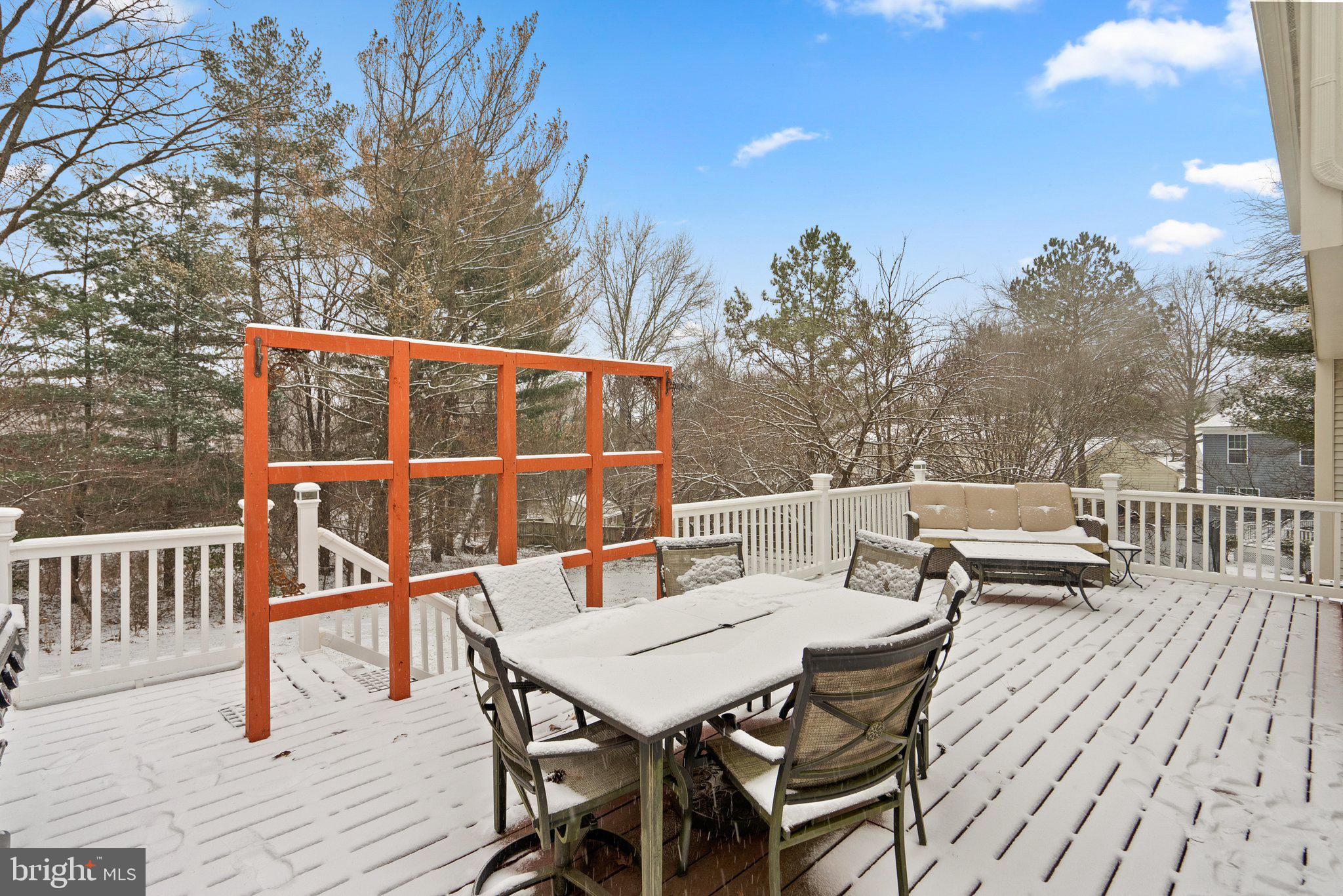 MILL CREEK SOUTH - Residential