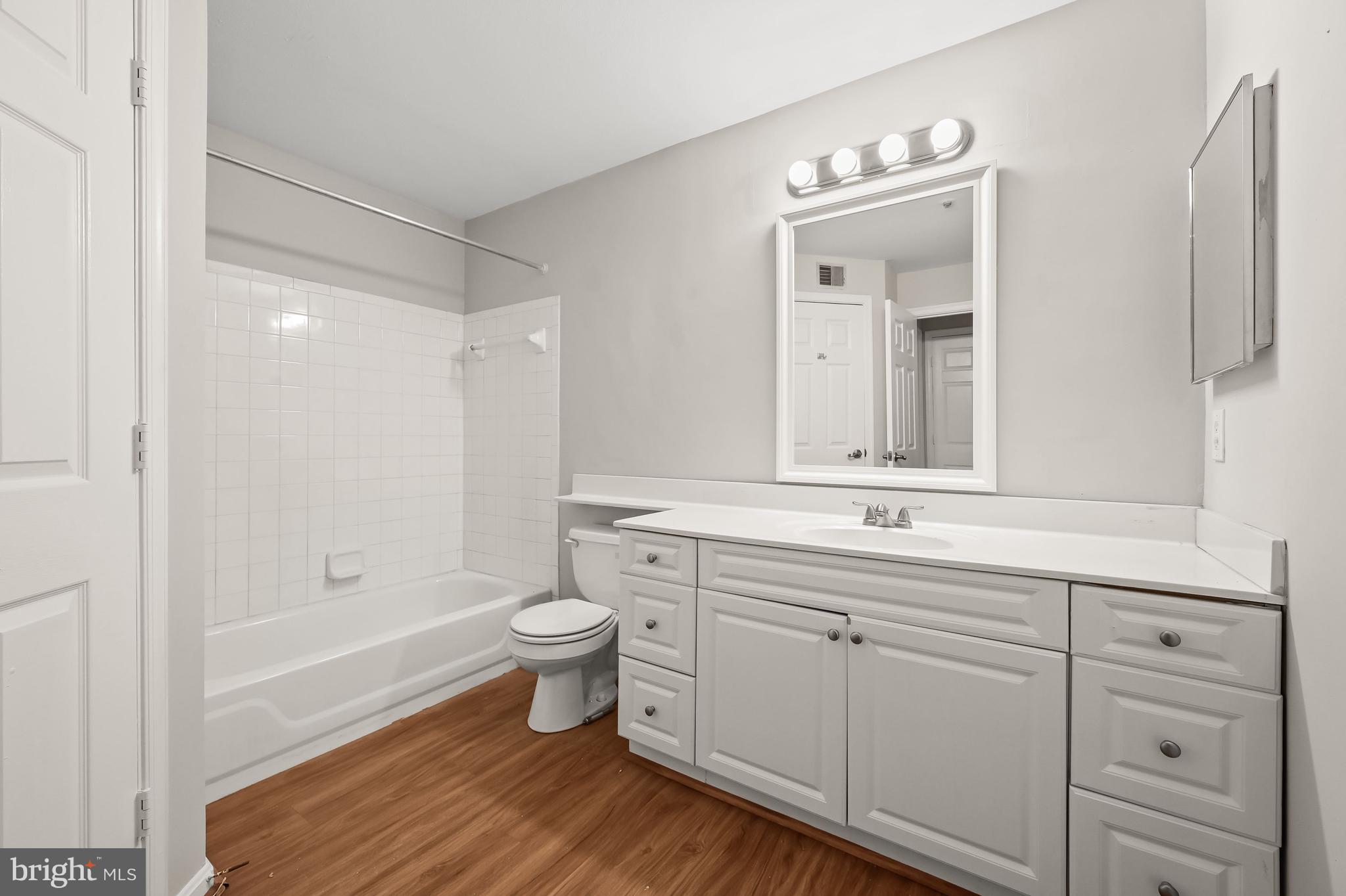 VILLAGE OF LONG REACH - Residential