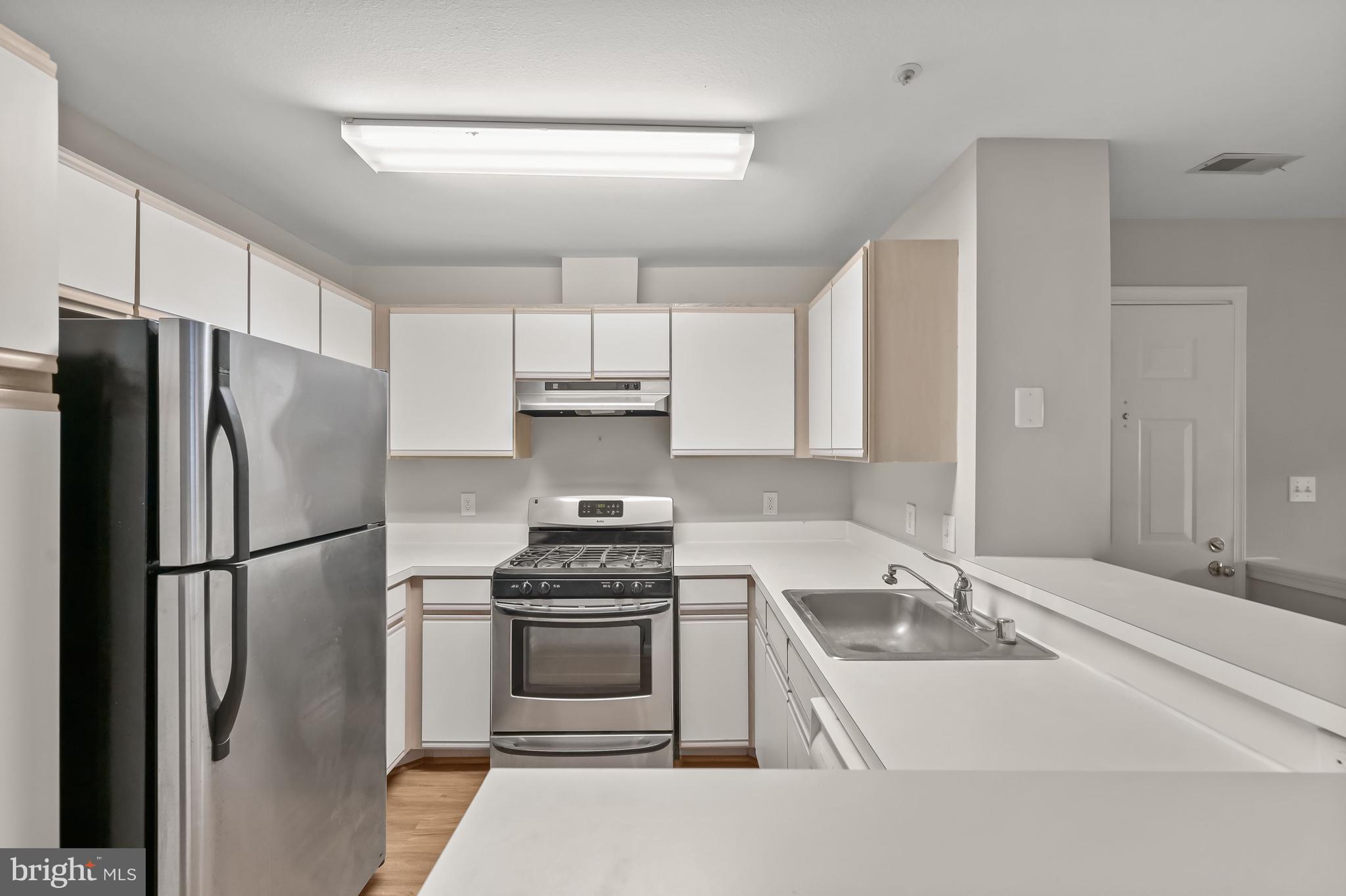 VILLAGE OF LONG REACH - Residential