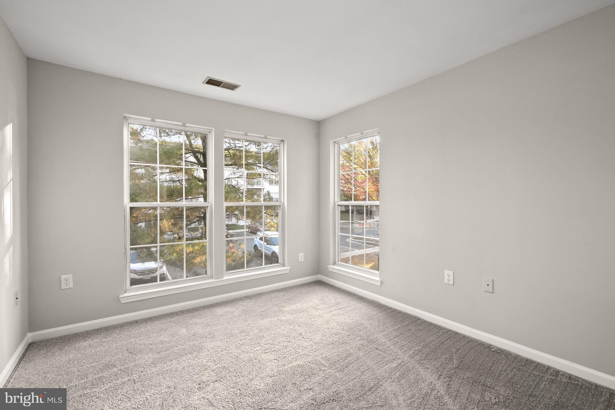 VILLAGE OF LONG REACH - Residential