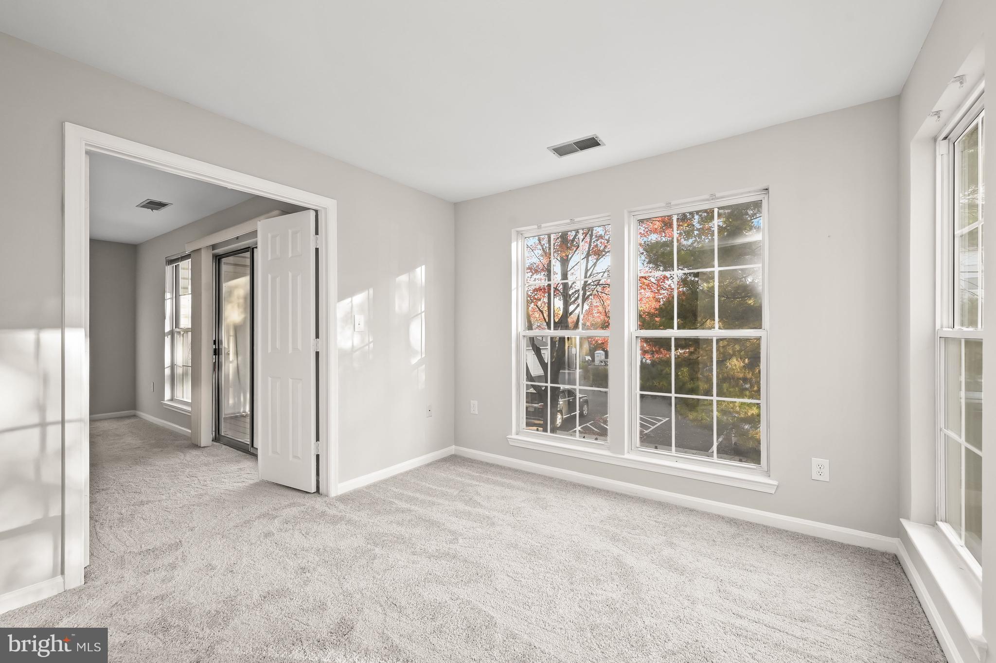 VILLAGE OF LONG REACH - Residential