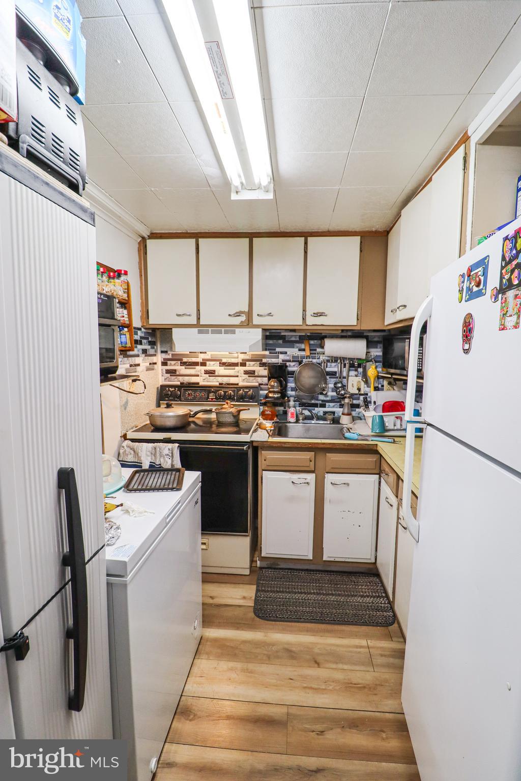 907 QUENTIN ROAD