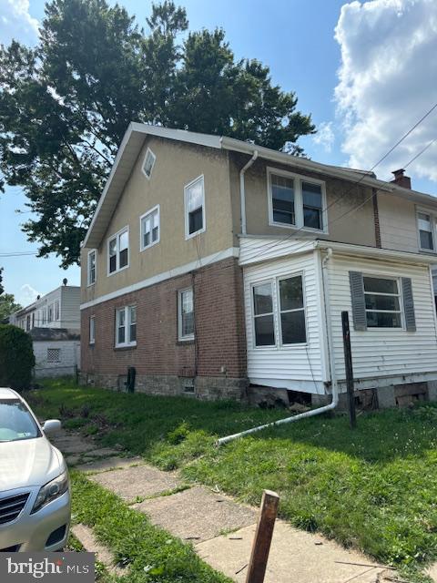 This is an Estate and has a lot of potential to become a great home to the right buyer. It is almost 1600 square feet and also has a finished basement with an extra toilet and walk-out to bilco doors. Detached garage faces Hollywood Place and is also adjacent to the alley.