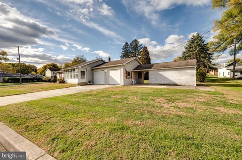 1355 LIGGETT AVENUE READING PA 19607