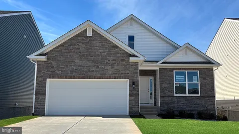 138 Woodford Drive, Stephens City, VA MLS: VAFV2034158