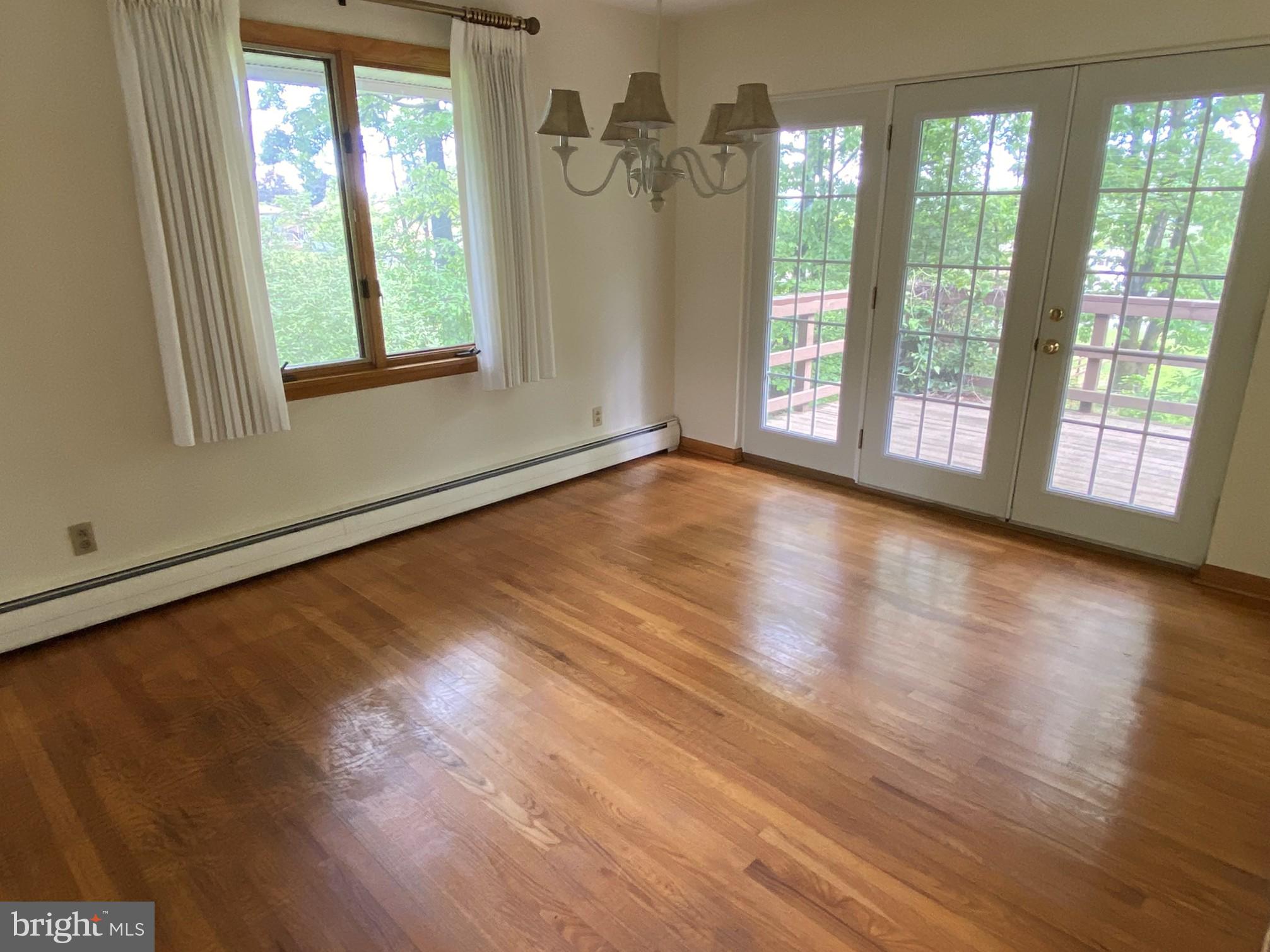 BRADDOCK ESTATES - Residential