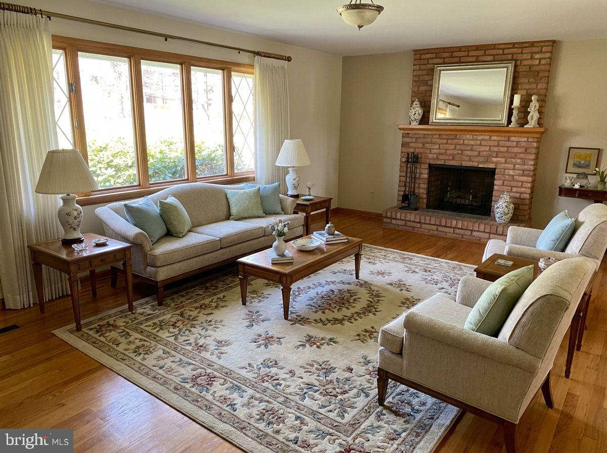 BRADDOCK ESTATES - Residential