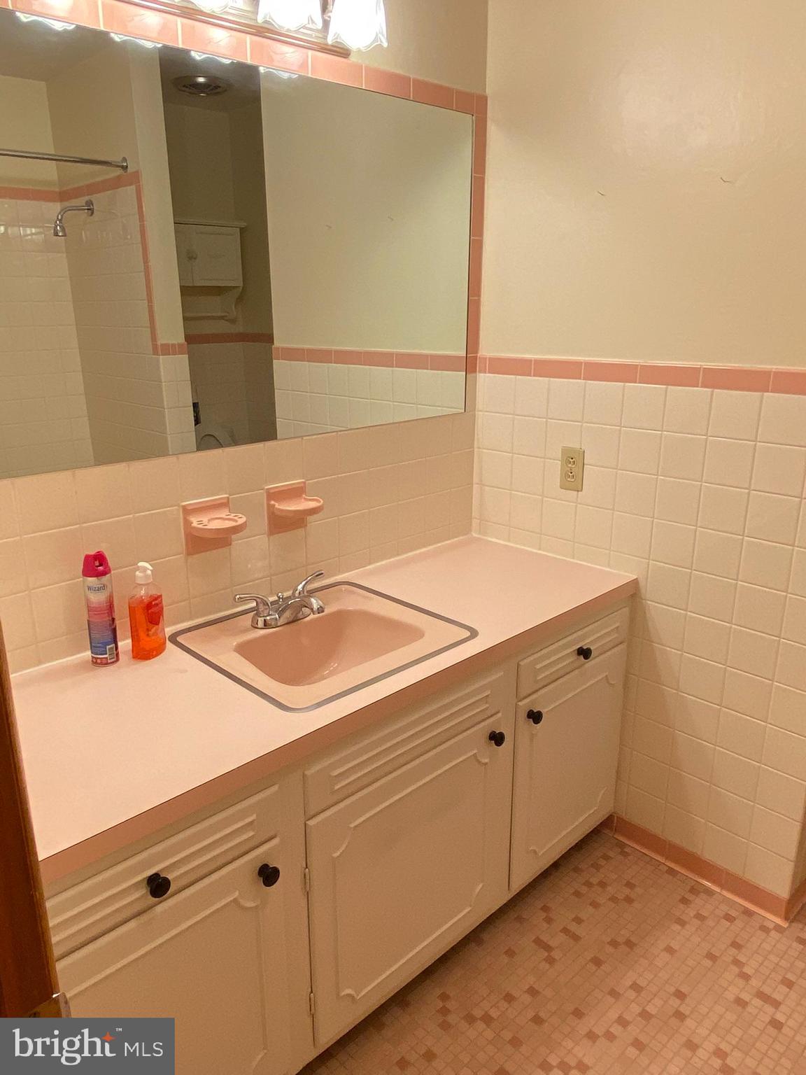 BRADDOCK ESTATES - Residential