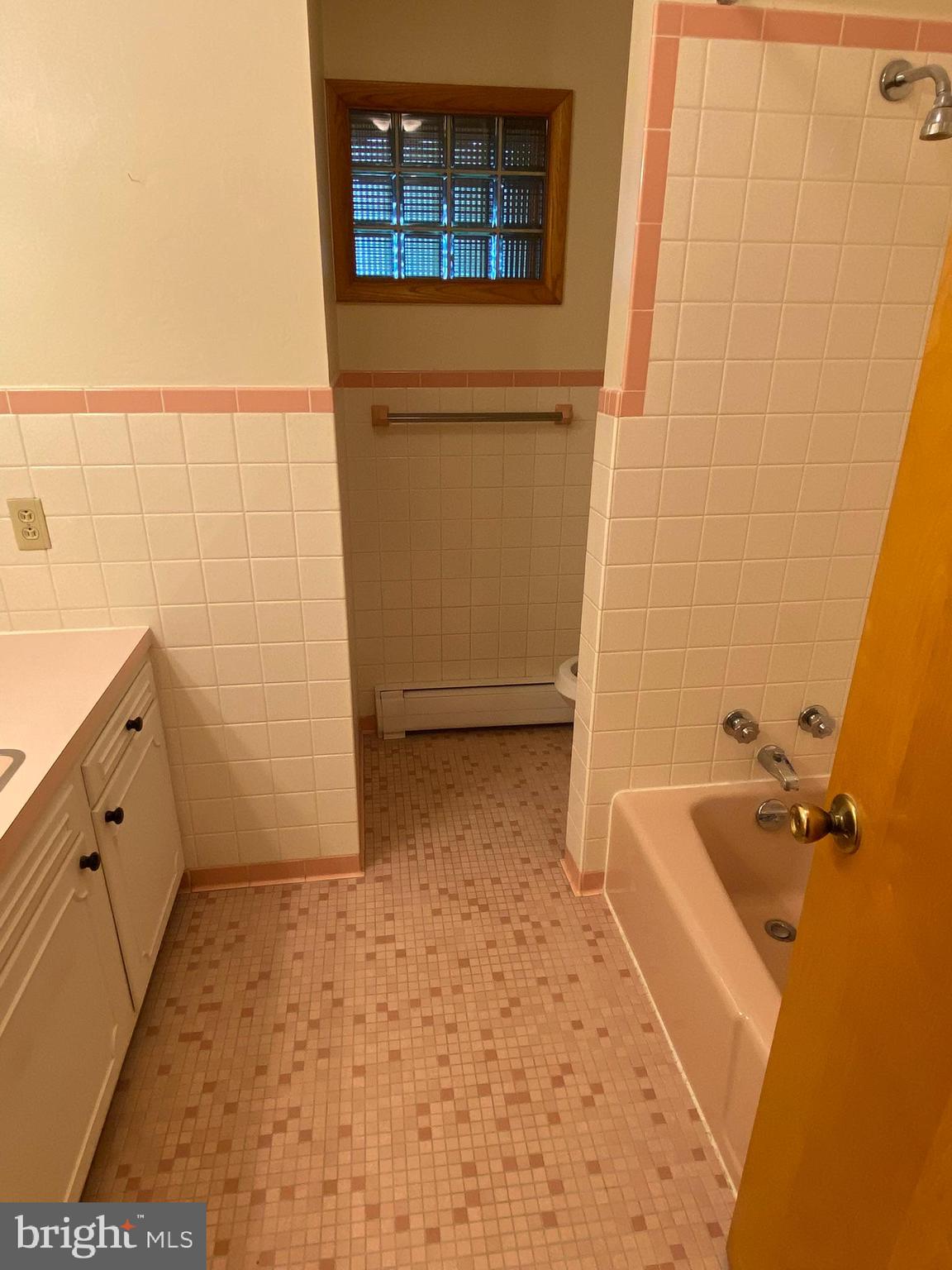BRADDOCK ESTATES - Residential