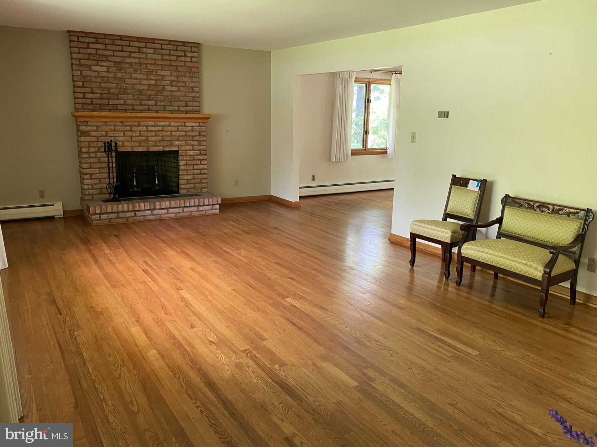 BRADDOCK ESTATES - Residential