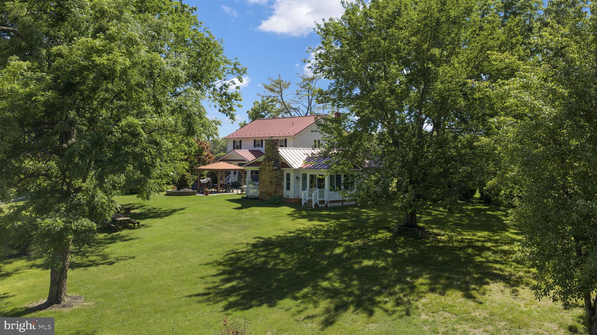 185 MOUNTAIN VIEW