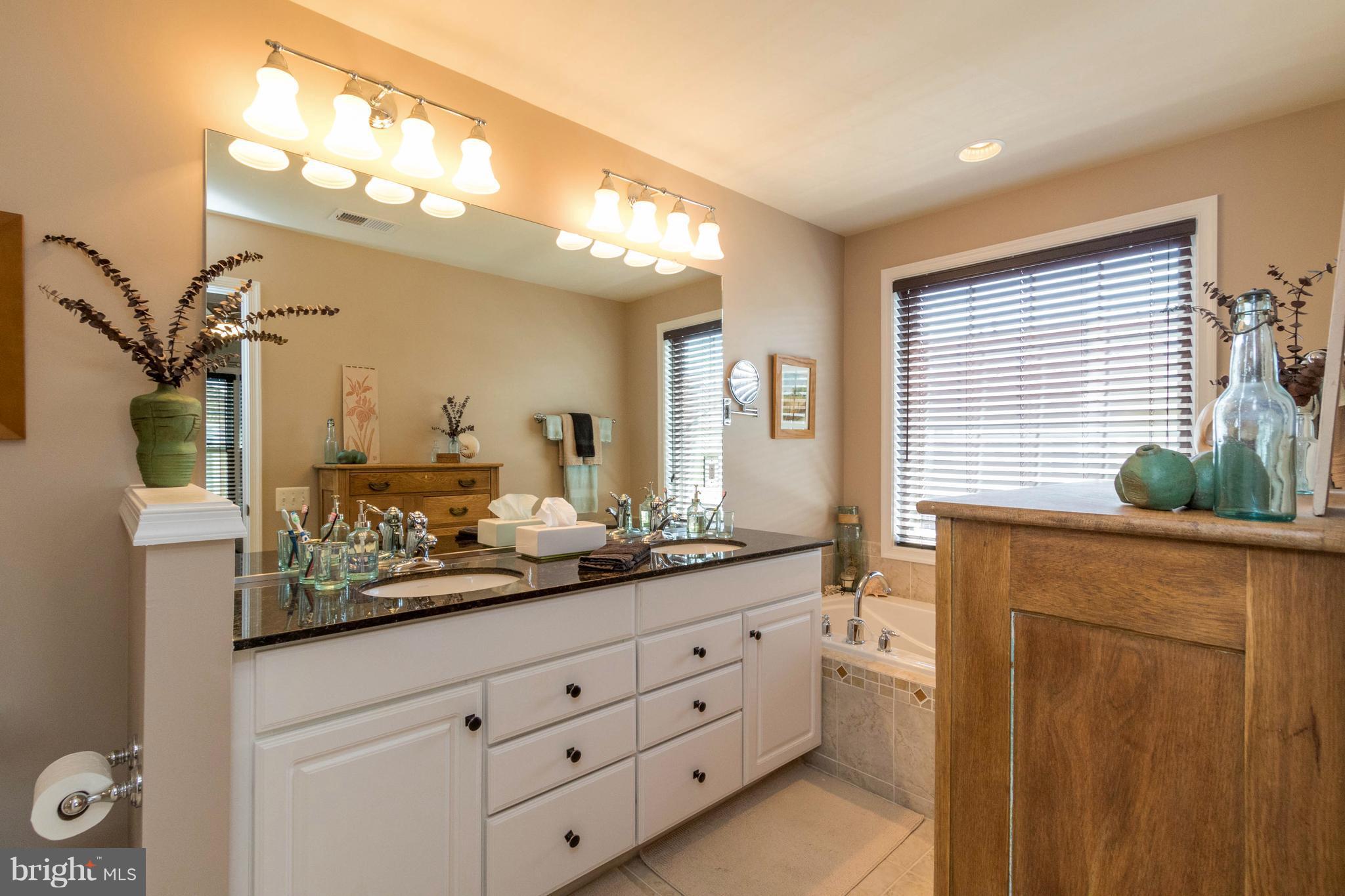 POTOMAC CLUB - Residential