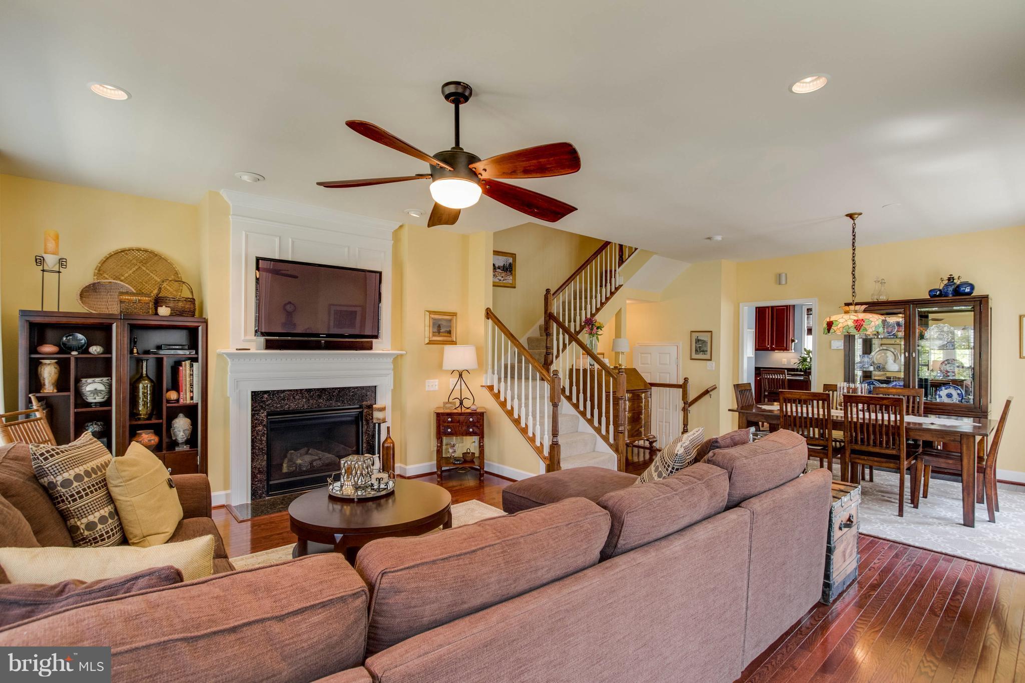 POTOMAC CLUB - Residential