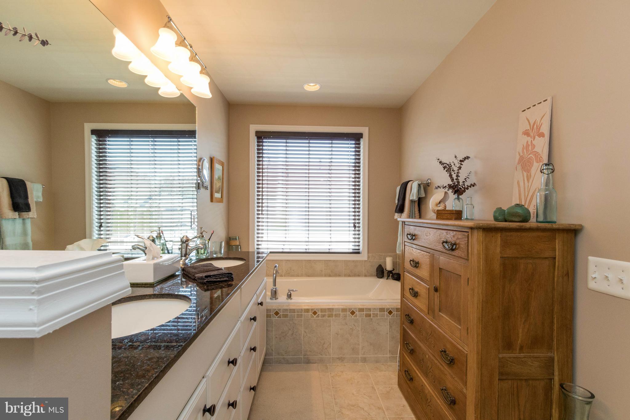 POTOMAC CLUB - Residential