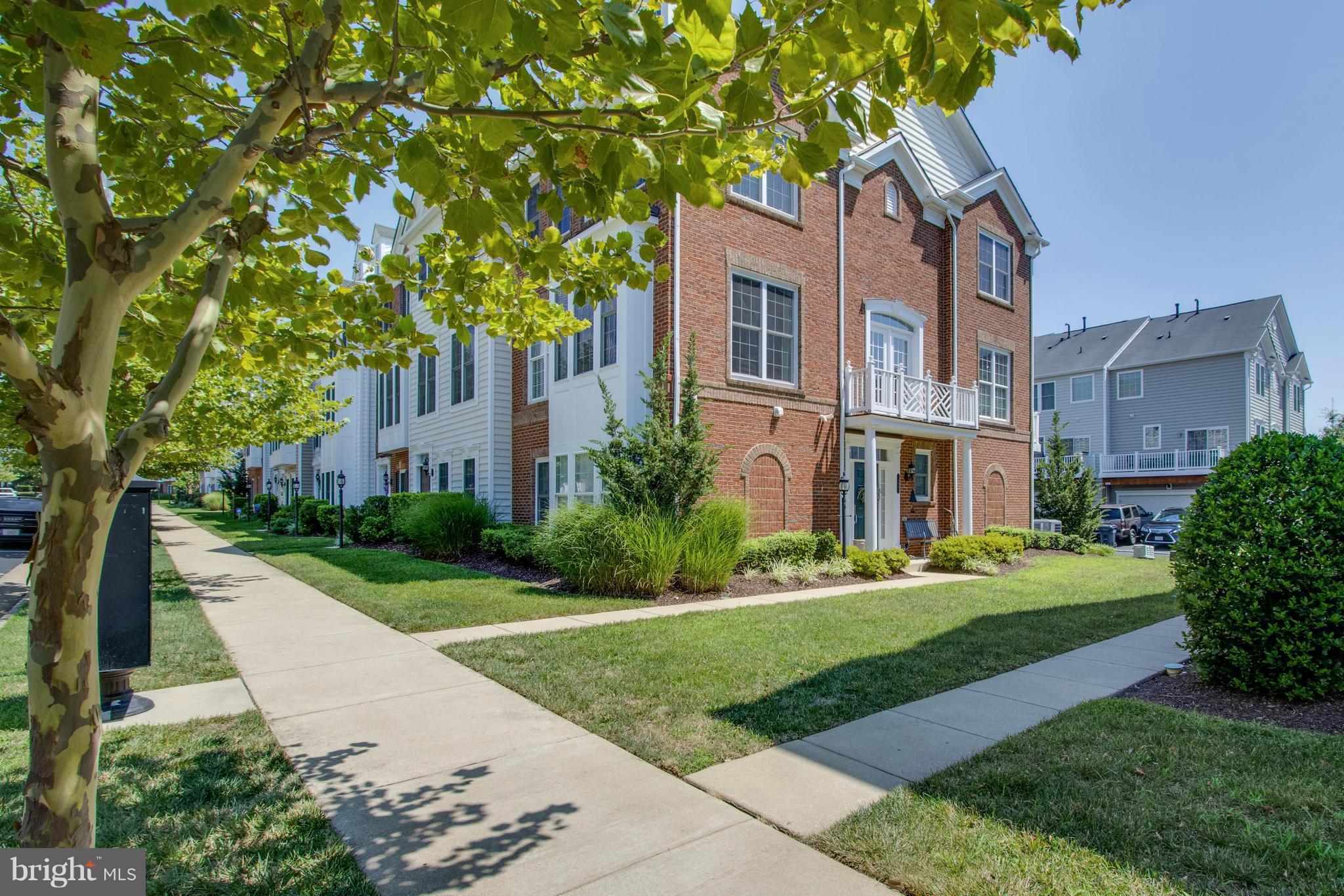 POTOMAC CLUB - Residential