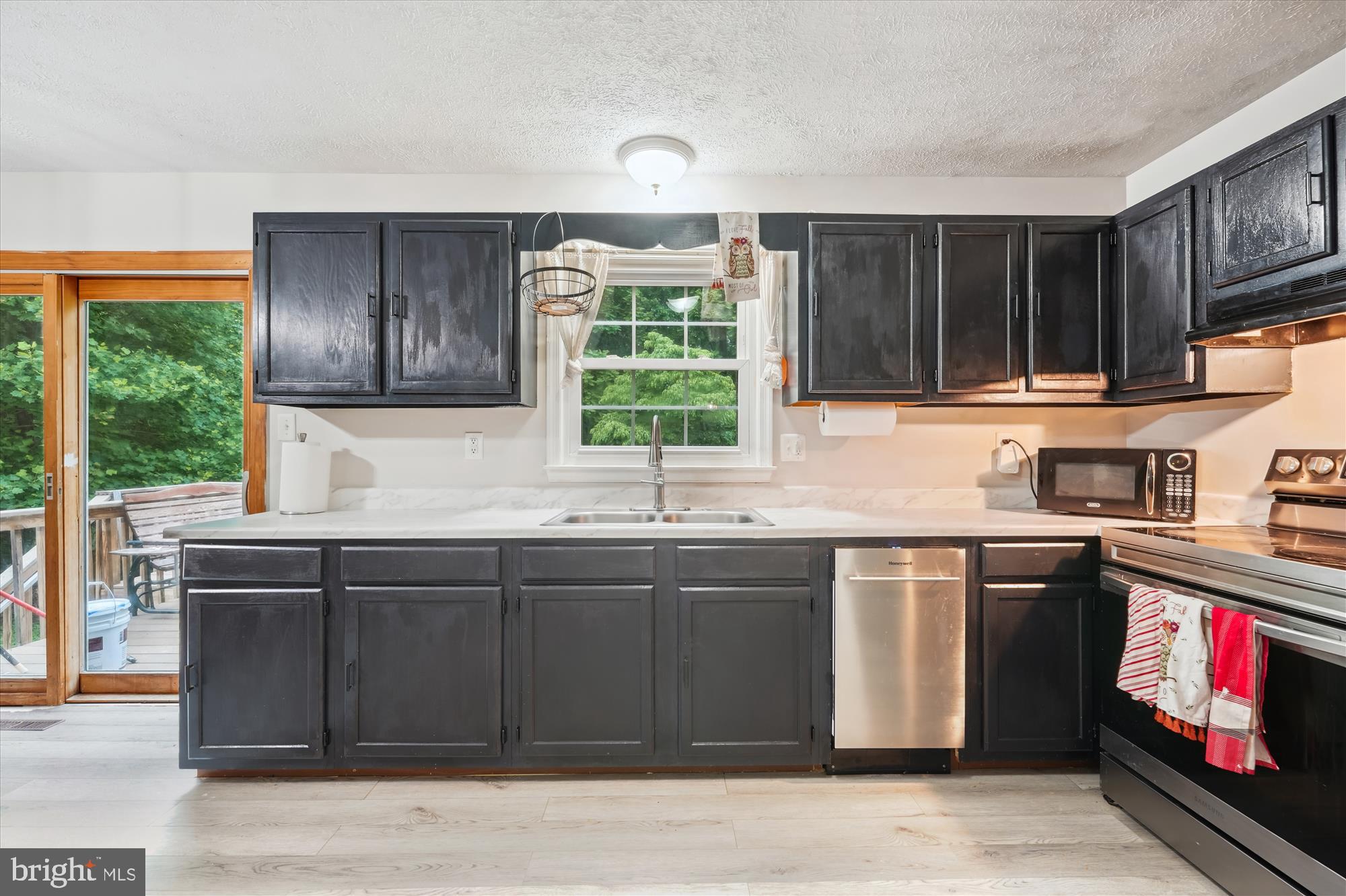 CLIFFTON ON THE POTOMAC - Residential