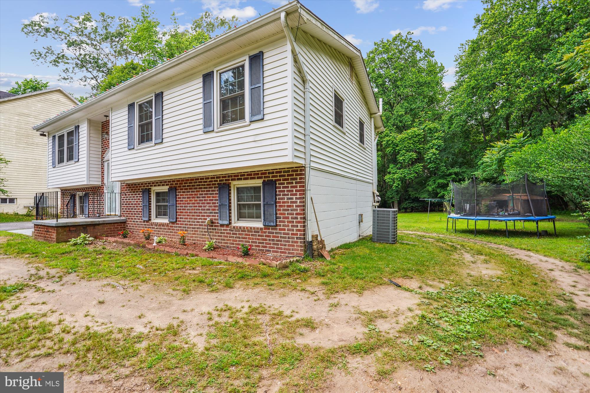 CLIFFTON ON THE POTOMAC - Residential