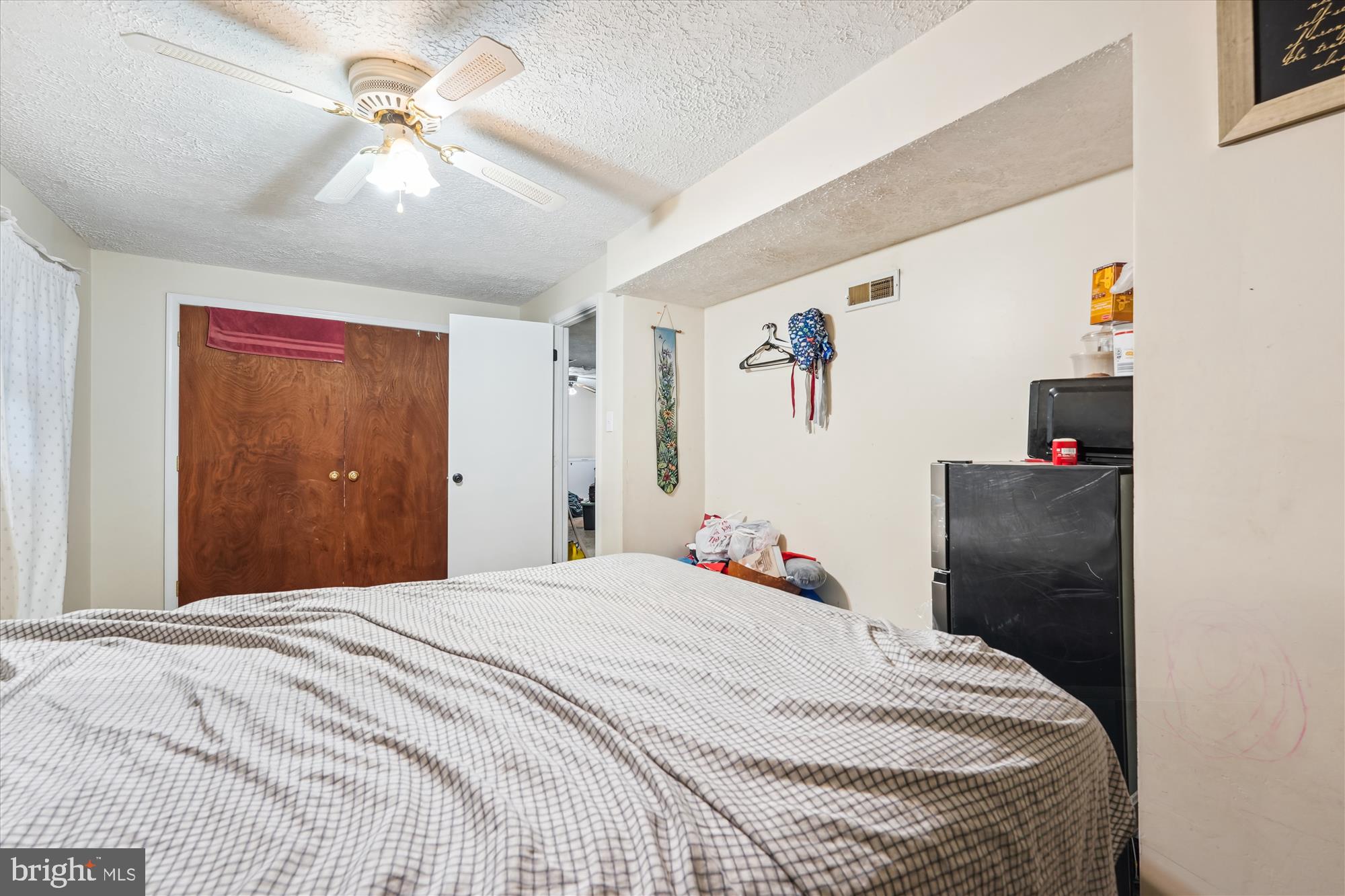 CLIFFTON ON THE POTOMAC - Residential