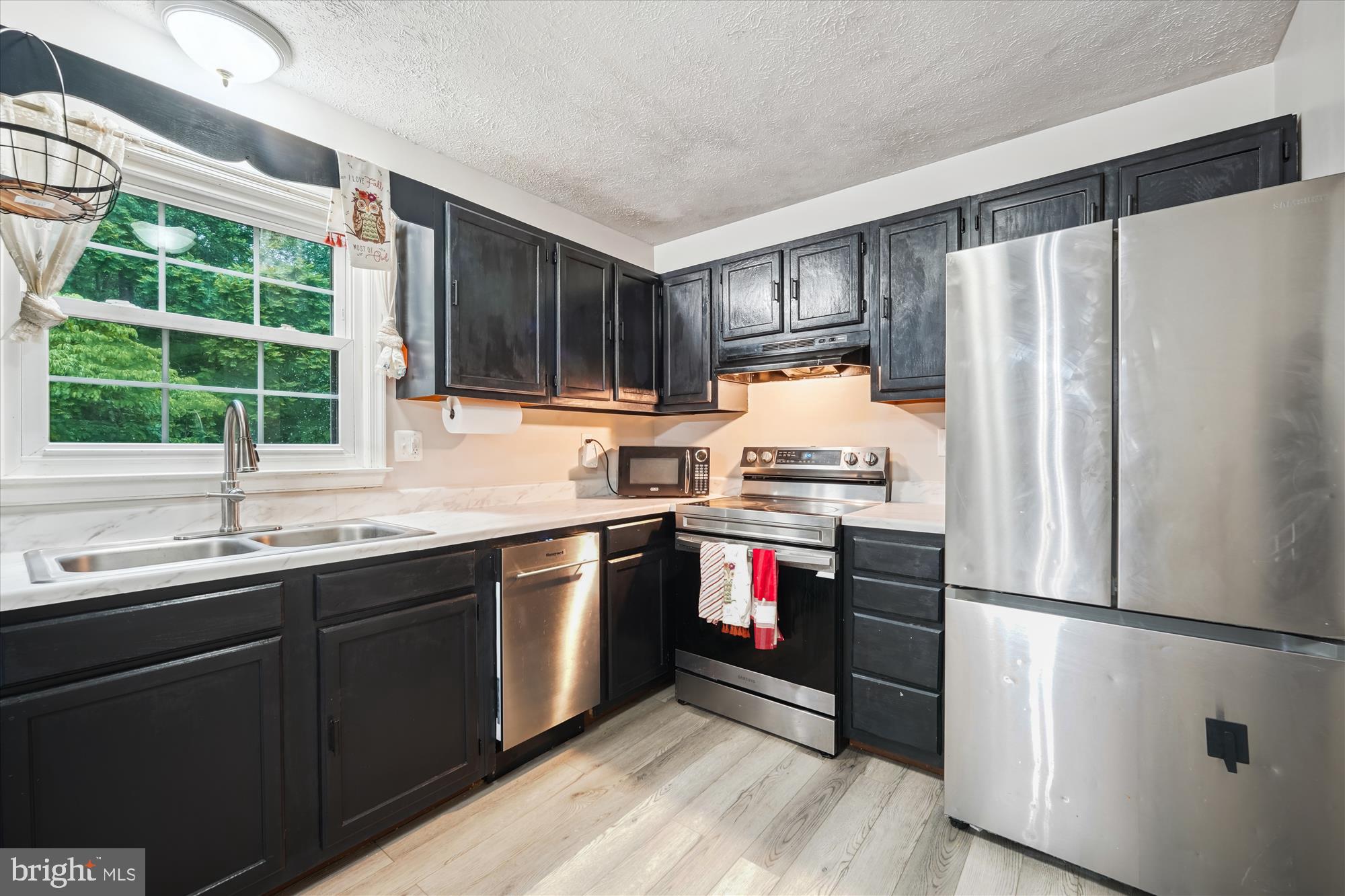 CLIFFTON ON THE POTOMAC - Residential