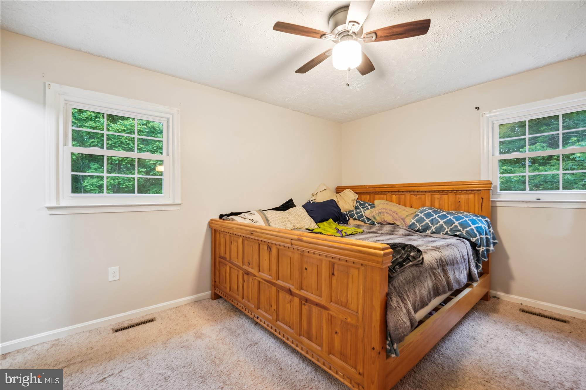 CLIFFTON ON THE POTOMAC - Residential