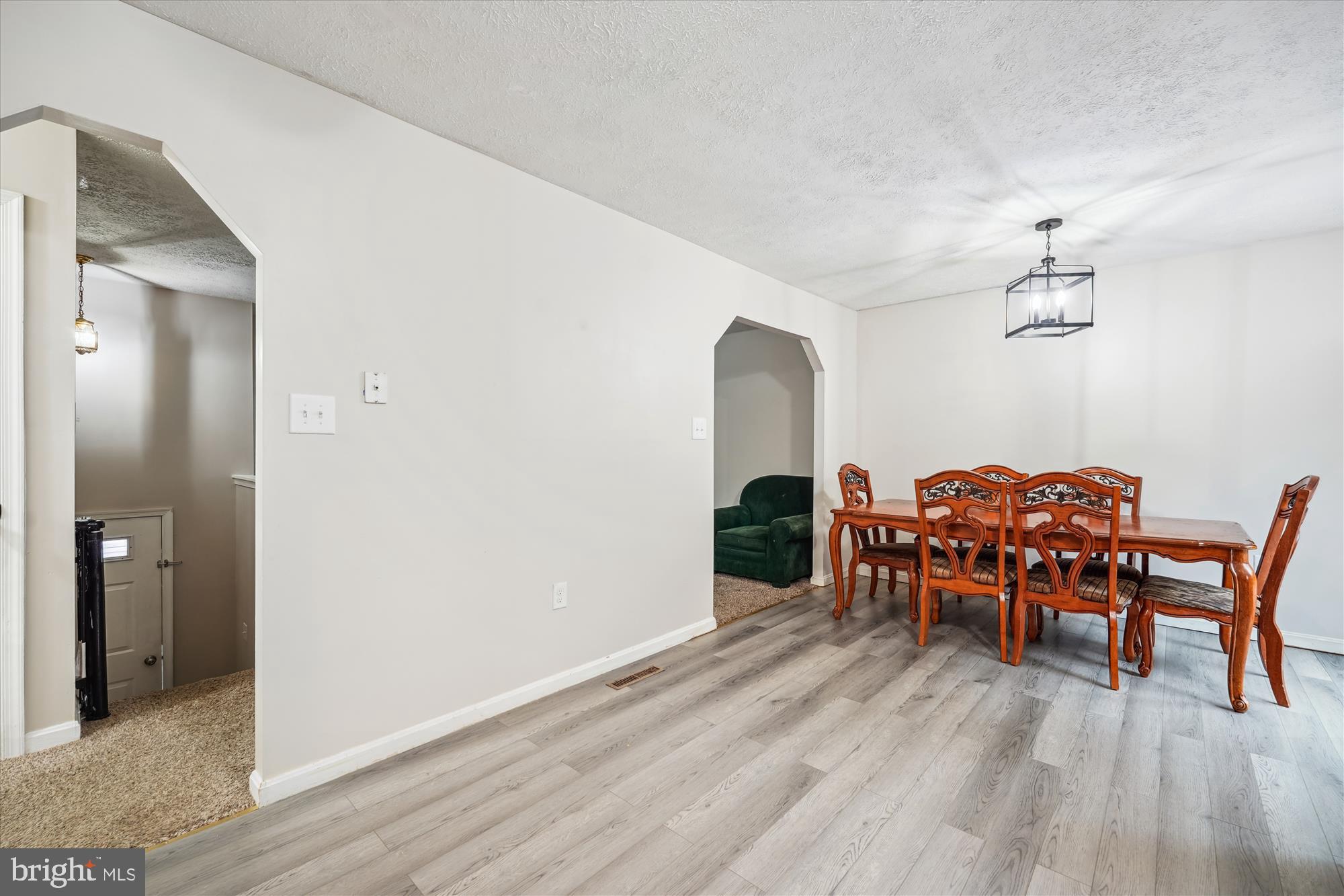 CLIFFTON ON THE POTOMAC - Residential