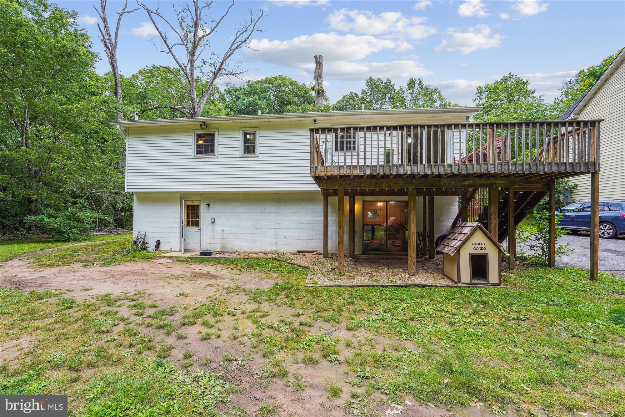 CLIFFTON ON THE POTOMAC - Residential