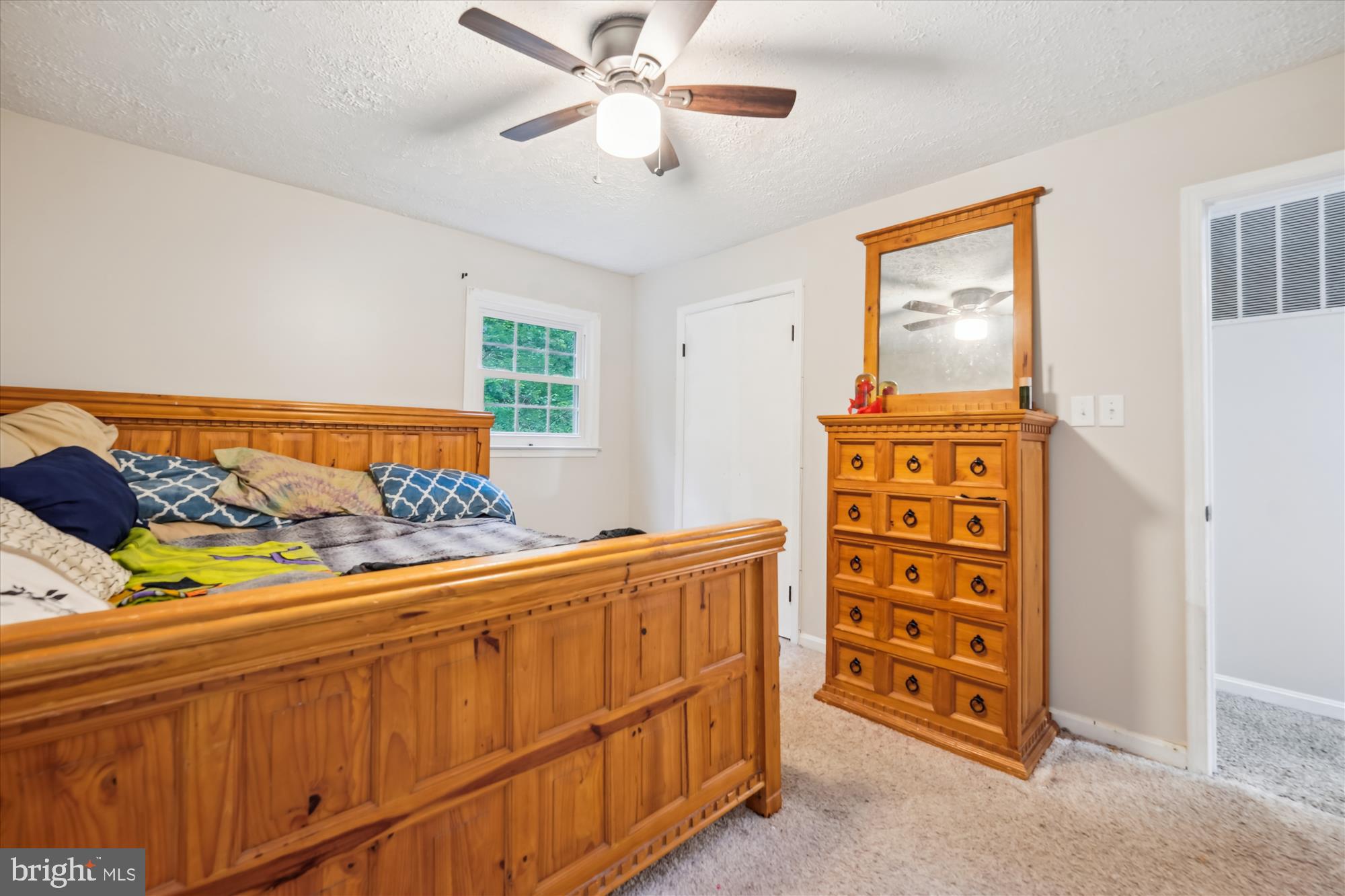 CLIFFTON ON THE POTOMAC - Residential