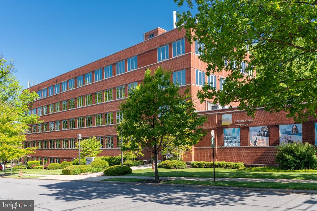 Suite 402 is located on the 4th floor and features gorgeous views! There are 7 offices/meeting spaces, kitchen/breakroom area, closets, a large open workspace, and fully operable windows throughout the 3,494 SF suite. Available October 1, 2024
Attractive professional office building featuring on-site parking for approximately 110 vehicles, large welcoming main lobby, shared restrooms on each level, directory signage throughout, monument signage available, and storage space offered on-site. Freight elevator and 10'x10' drive-in door provide convenience loading and unloading. FedEx and UPS drop boxes on-site. Large windows throughout suites are fully operable. Building is 100% sprinklered, has 24/7 key card access, and is professionally managed. Anchor tenants include Sequinox Wealth Managers and Prima Theatre.
The Wheatland Place building is located in Lancaster City’s Woodlawn neighborhood with convenient access to downtown Lancaster, major roadways such as Route 462, Route 23, Route 222, and Route 30, and the Lancaster Amtrak train station. There are many restaurants, shopping, and other amenities nearby as well as Franklin & Marshall College, Lancaster Penn Medicine, and the Clipper Magazine Stadium.